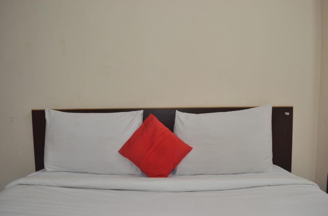 Atrium Hotel