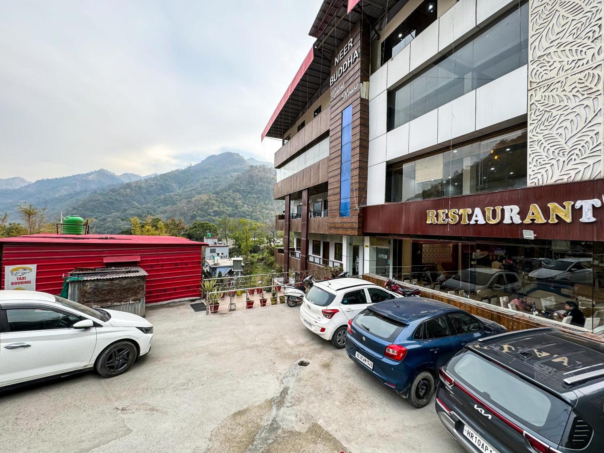 Hotel Residency By Euphoric Near Neer Waterfall 2*