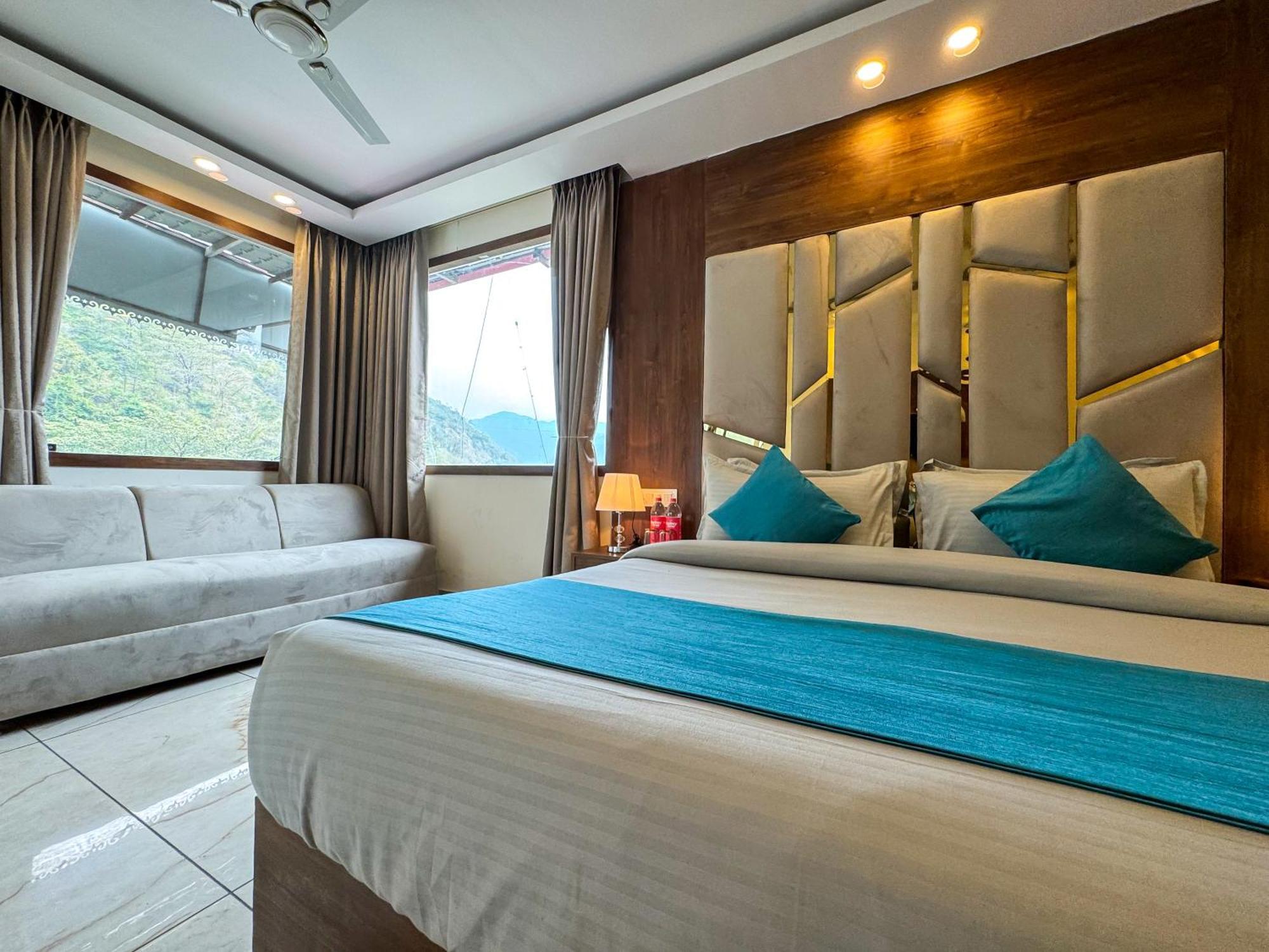 Hotel Residency By Euphoric Near Neer Waterfall Rishikesh