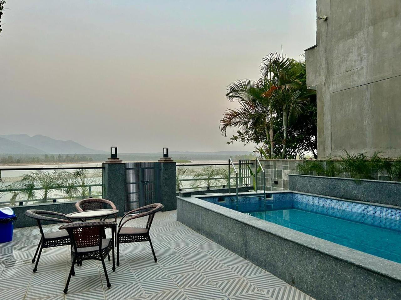 Ganga Euphoria - A Luxury On The Ganges * Rishikesh