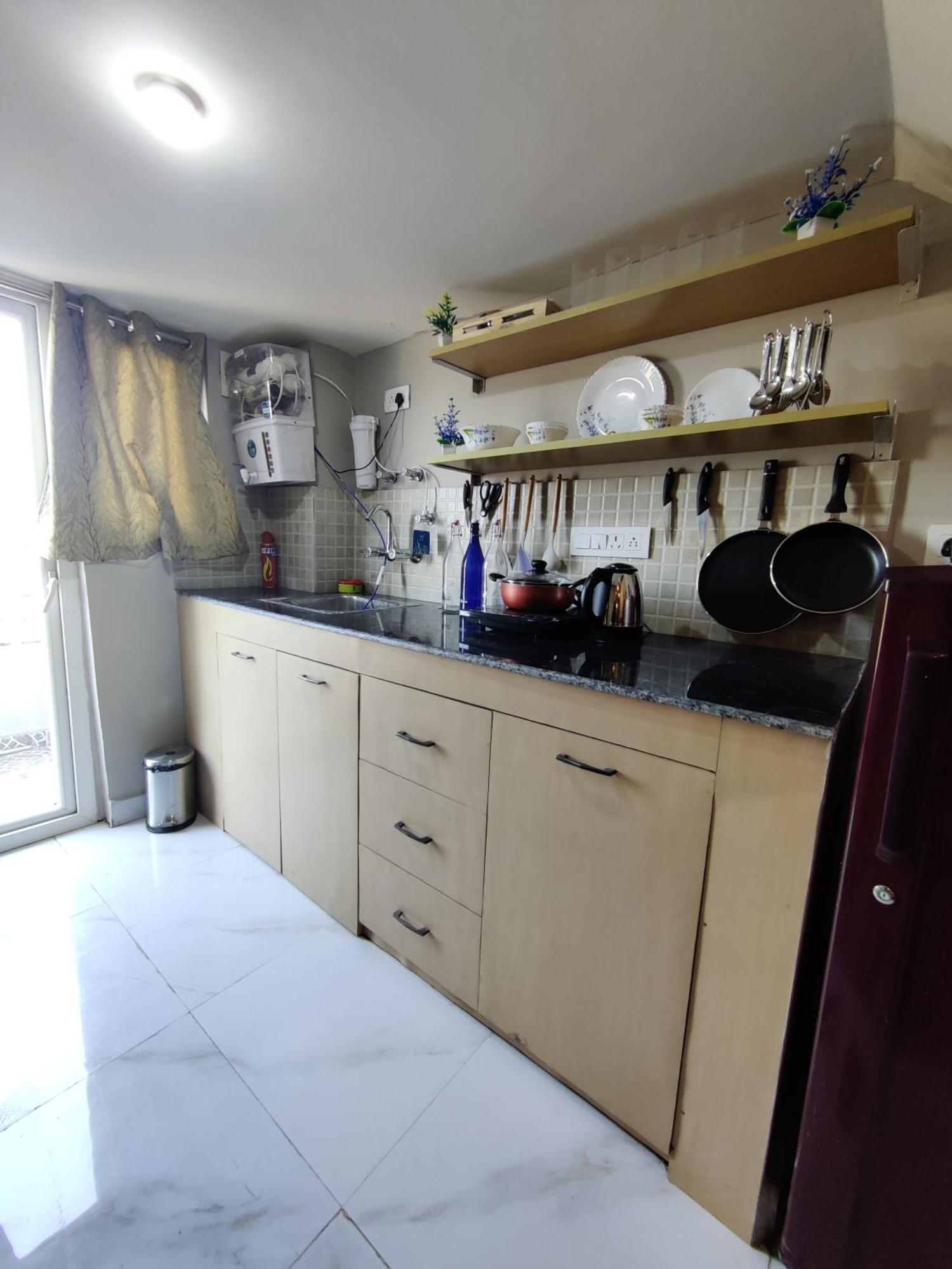 Zen Haven - Luxury Ganga Access & Mountain View Apartment *
