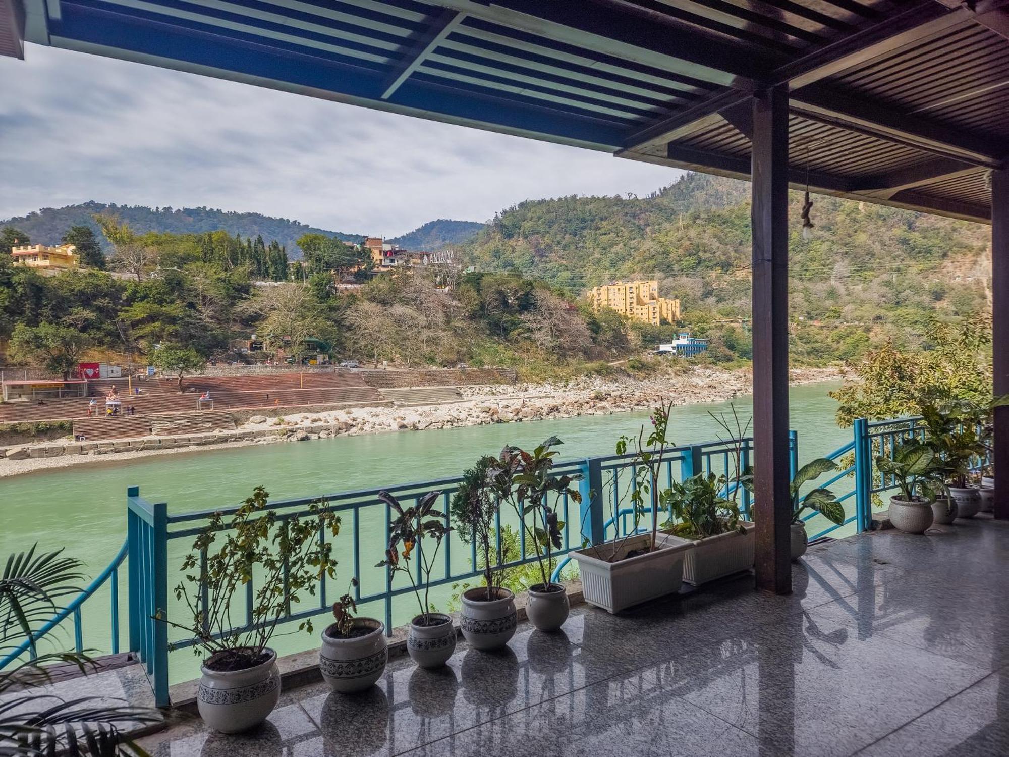 Karwaan By The Ganges Hostel Rishikesh
