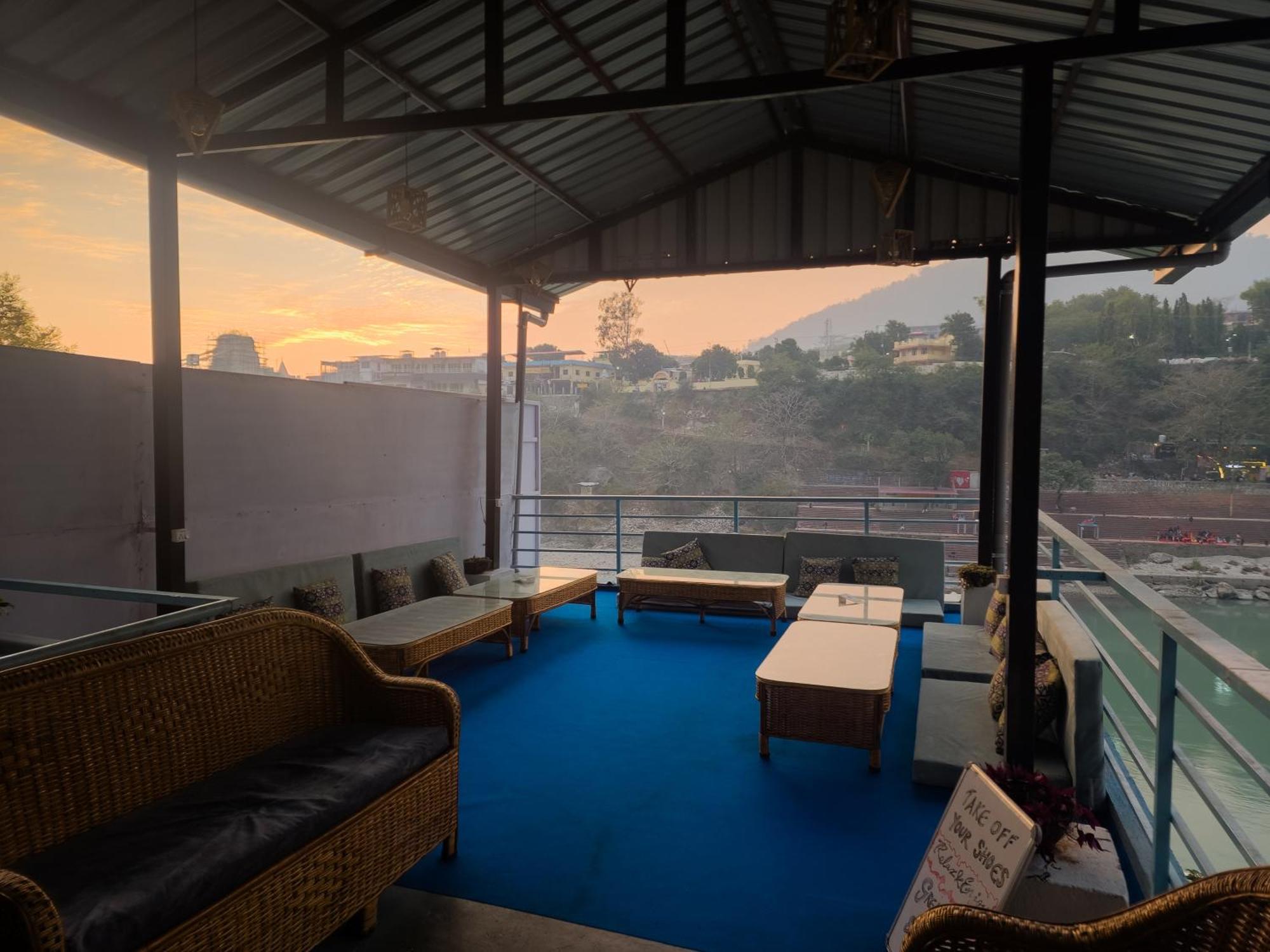 Karwaan By The Ganges Hostel Rishikesh