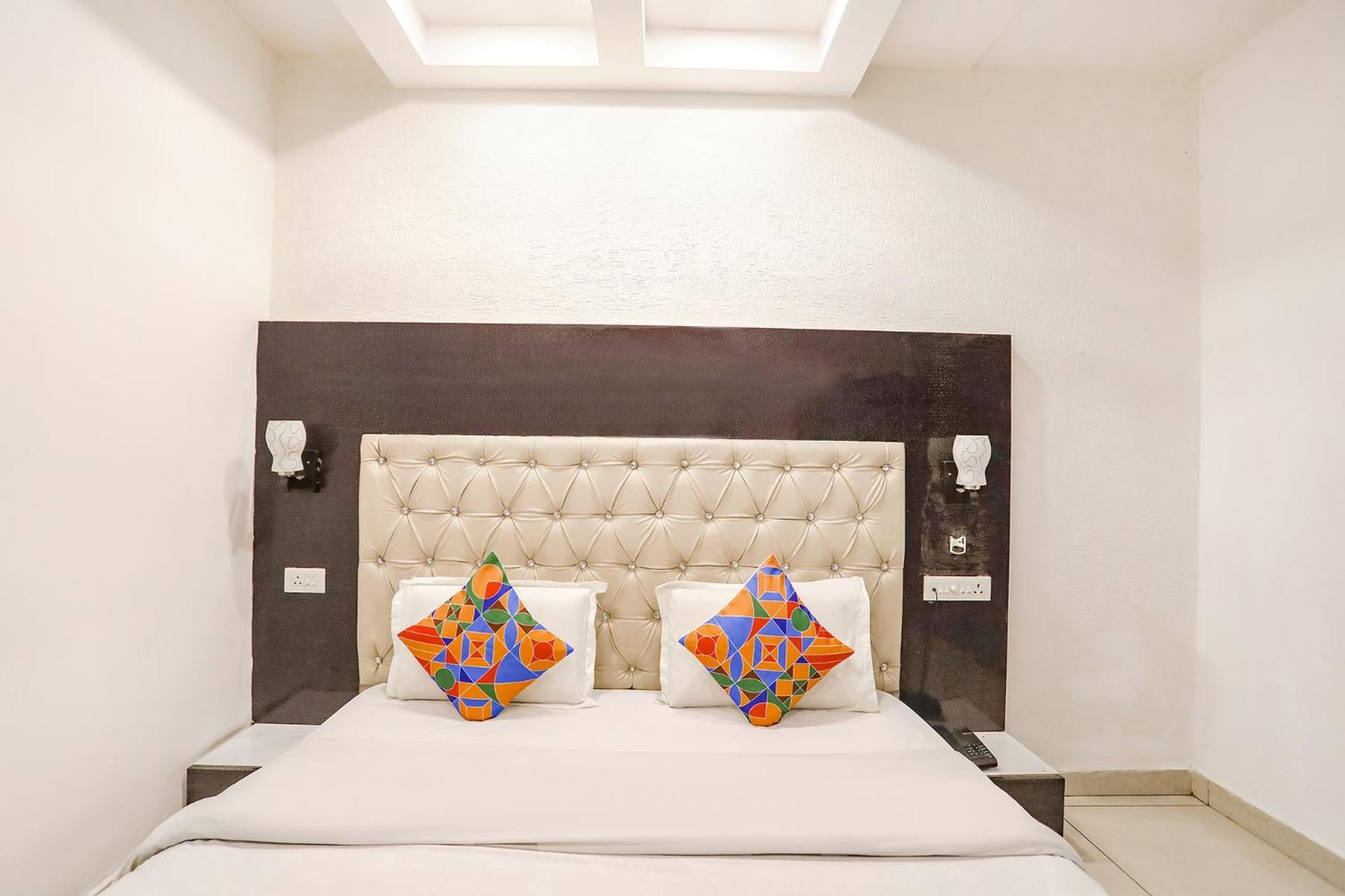 Fabhotel Madhuban Hotel 3*