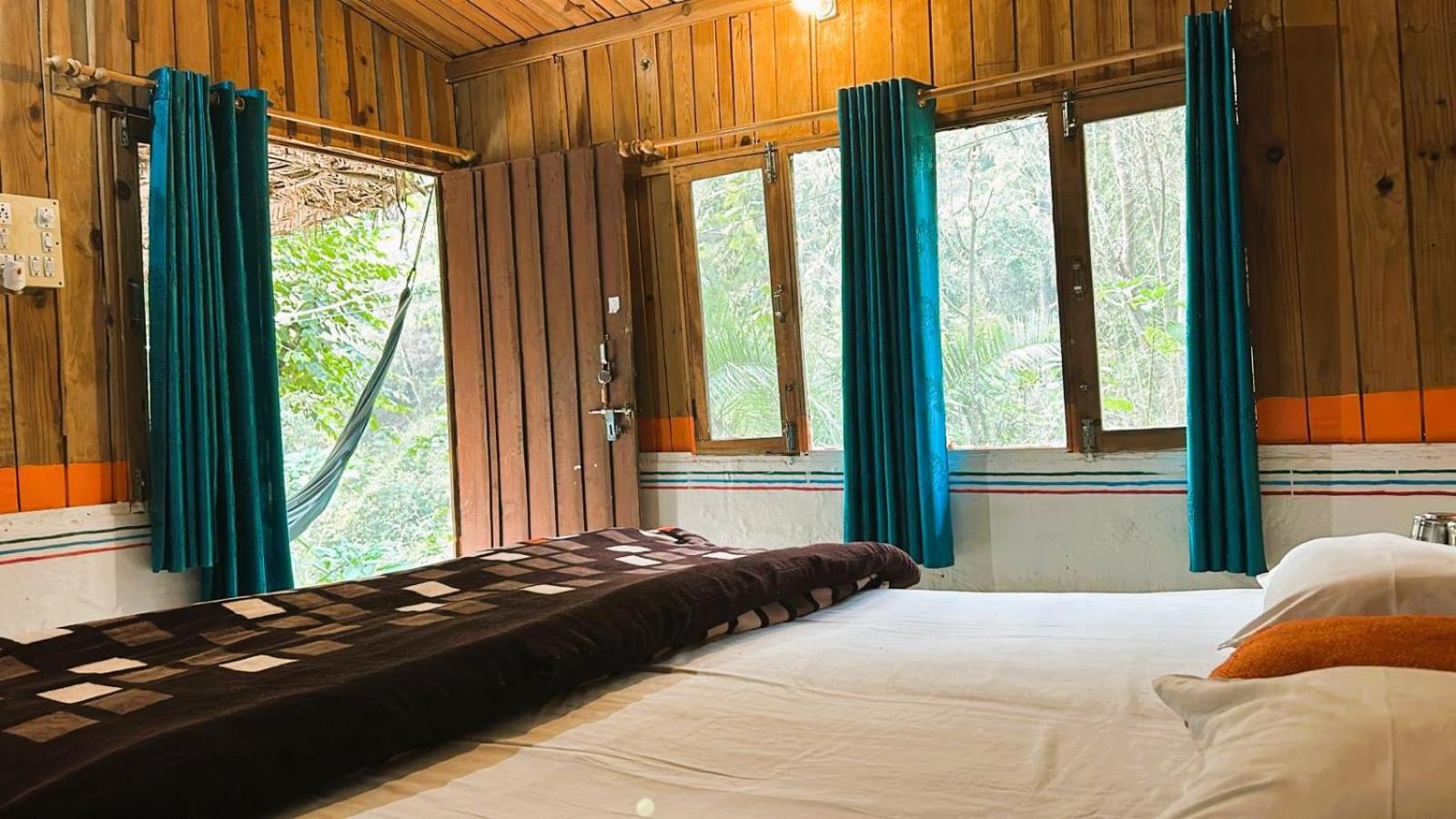 Valley 2* Rishikesh