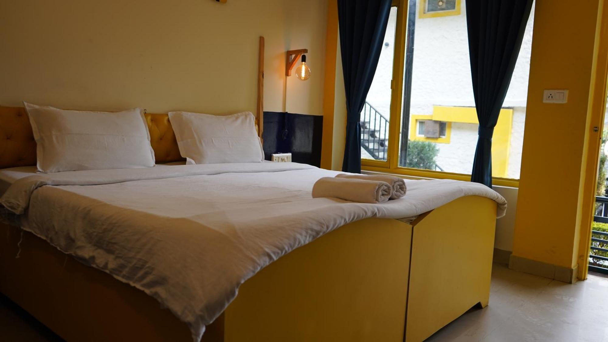 Julley Commune Hostel Rishikesh