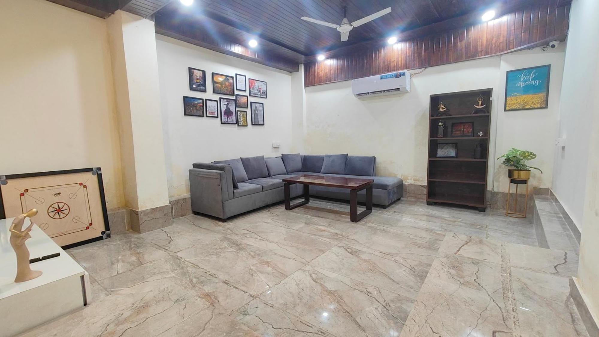Perfectstayz Aiims Near Aiims Hospital Hotel 2*