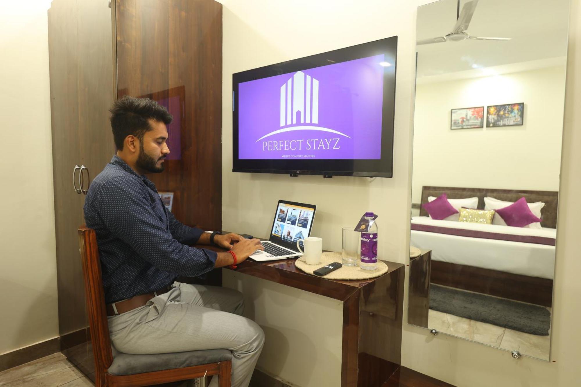 Perfectstayz Aiims Near Aiims Hospital 2*