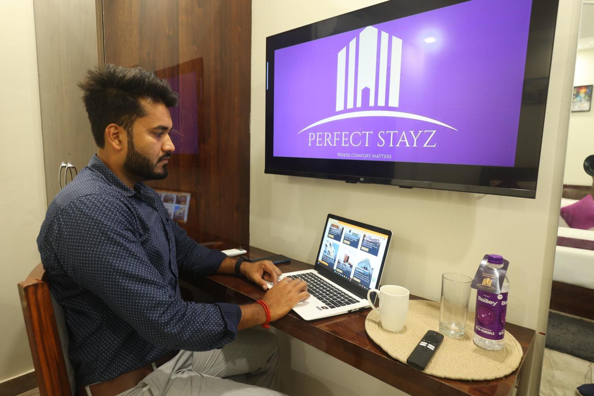 Perfectstayz Aiims Near Aiims Hospital 2*