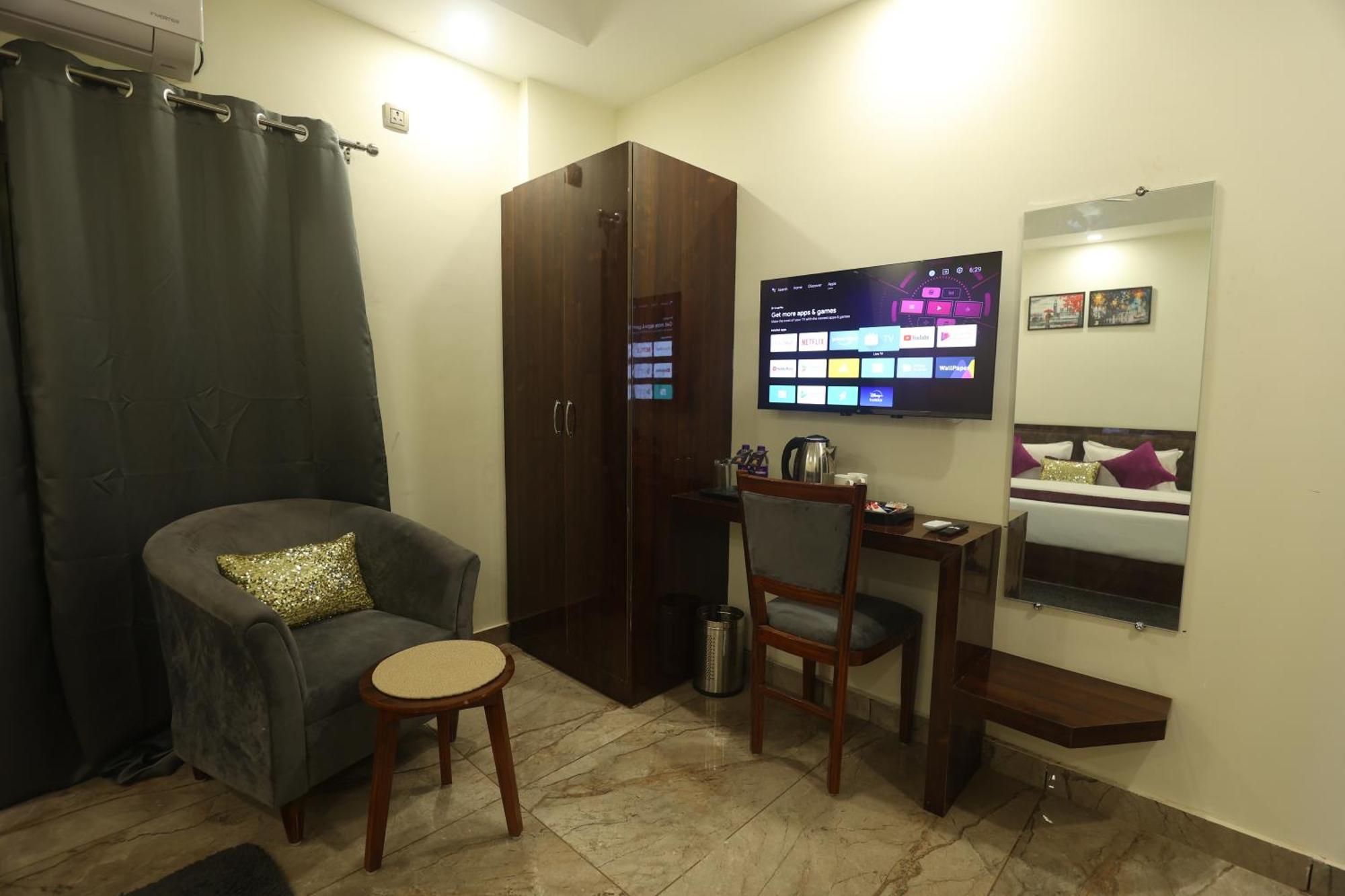 Hotel Perfectstayz Aiims Near Aiims Hospital