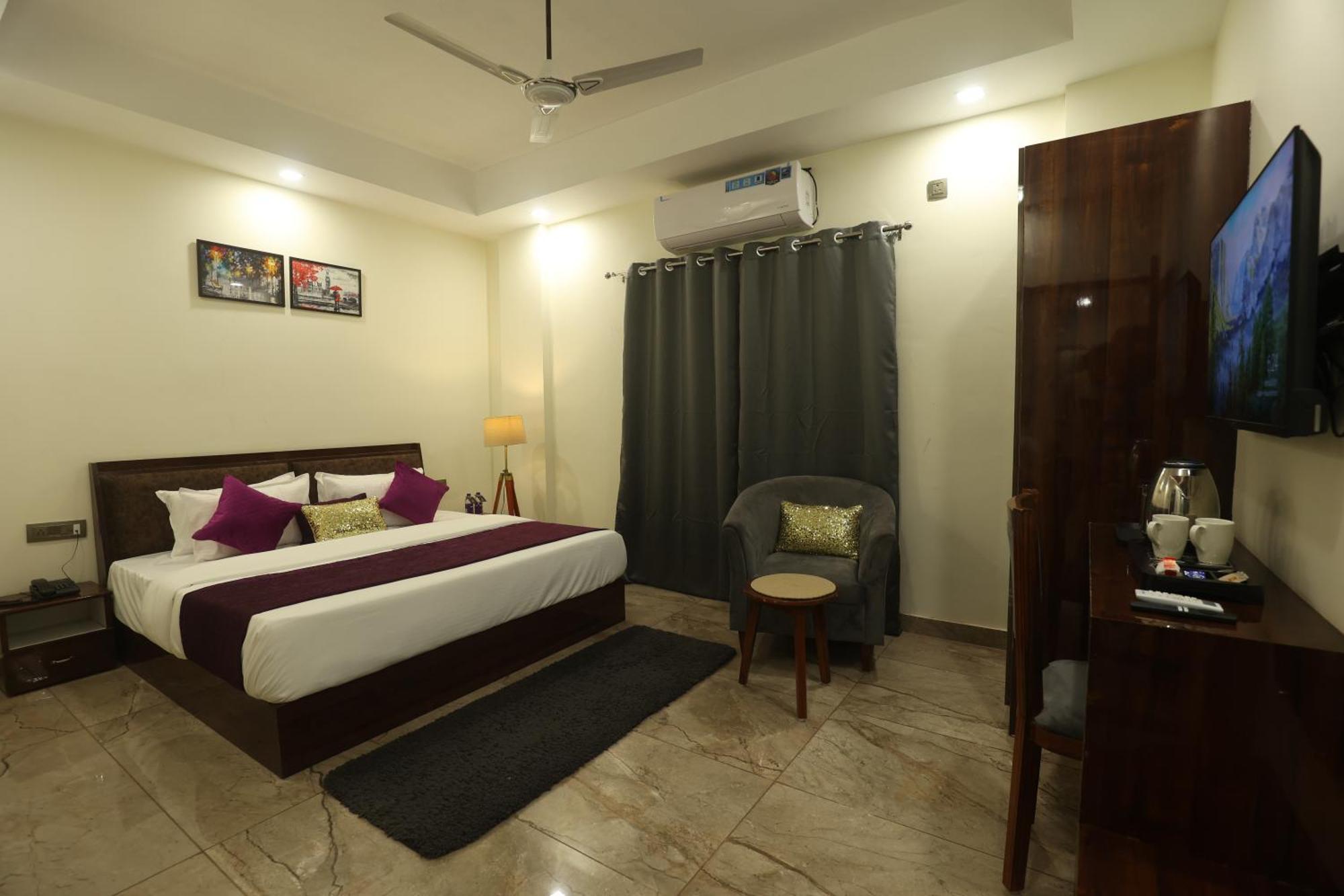 Perfectstayz Aiims Near Aiims Hospital 2*