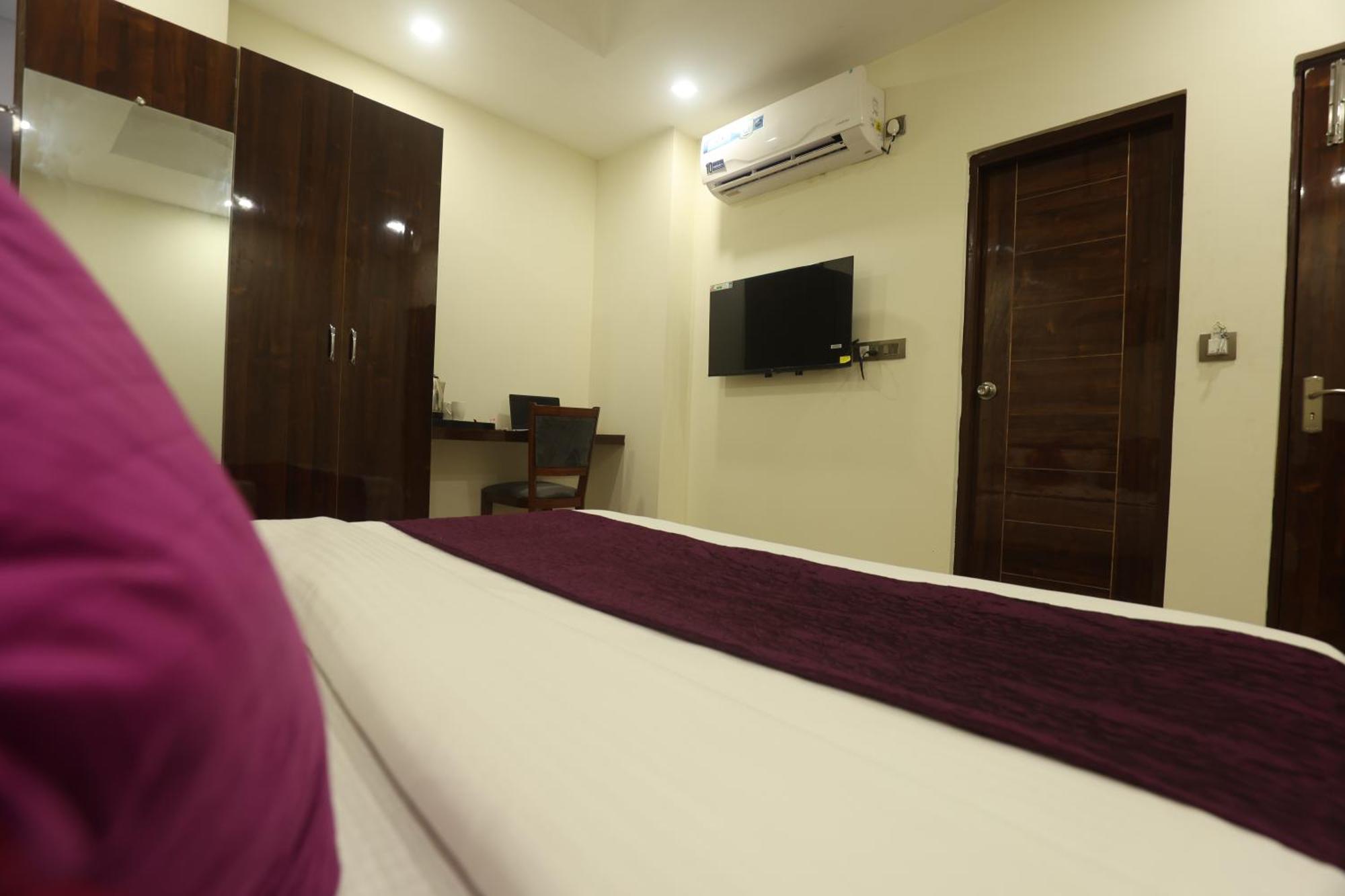 Perfectstayz Aiims Near Aiims Hospital 2*