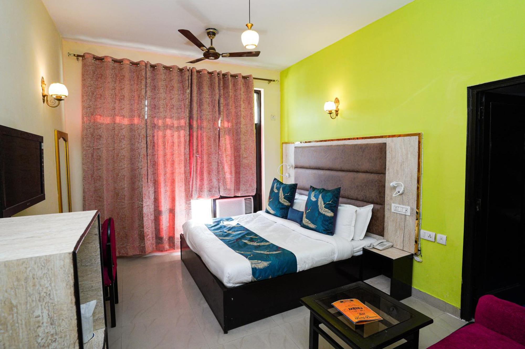 Neeraj Bhawan- Triveni Ghat Hotel 3*