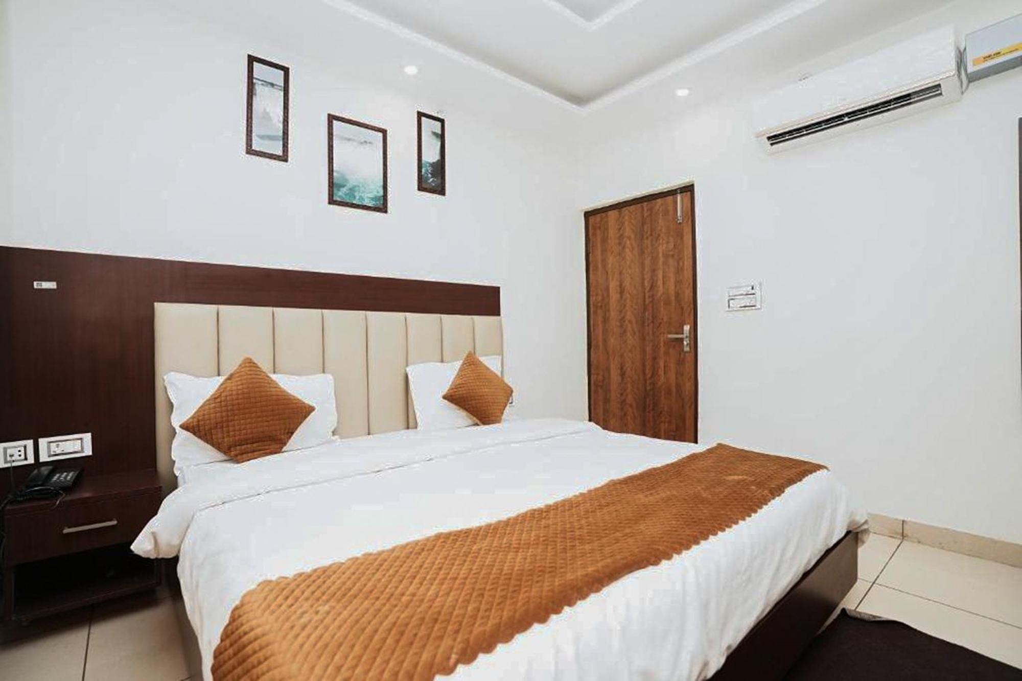 The 7 Seas 3* Rishikesh