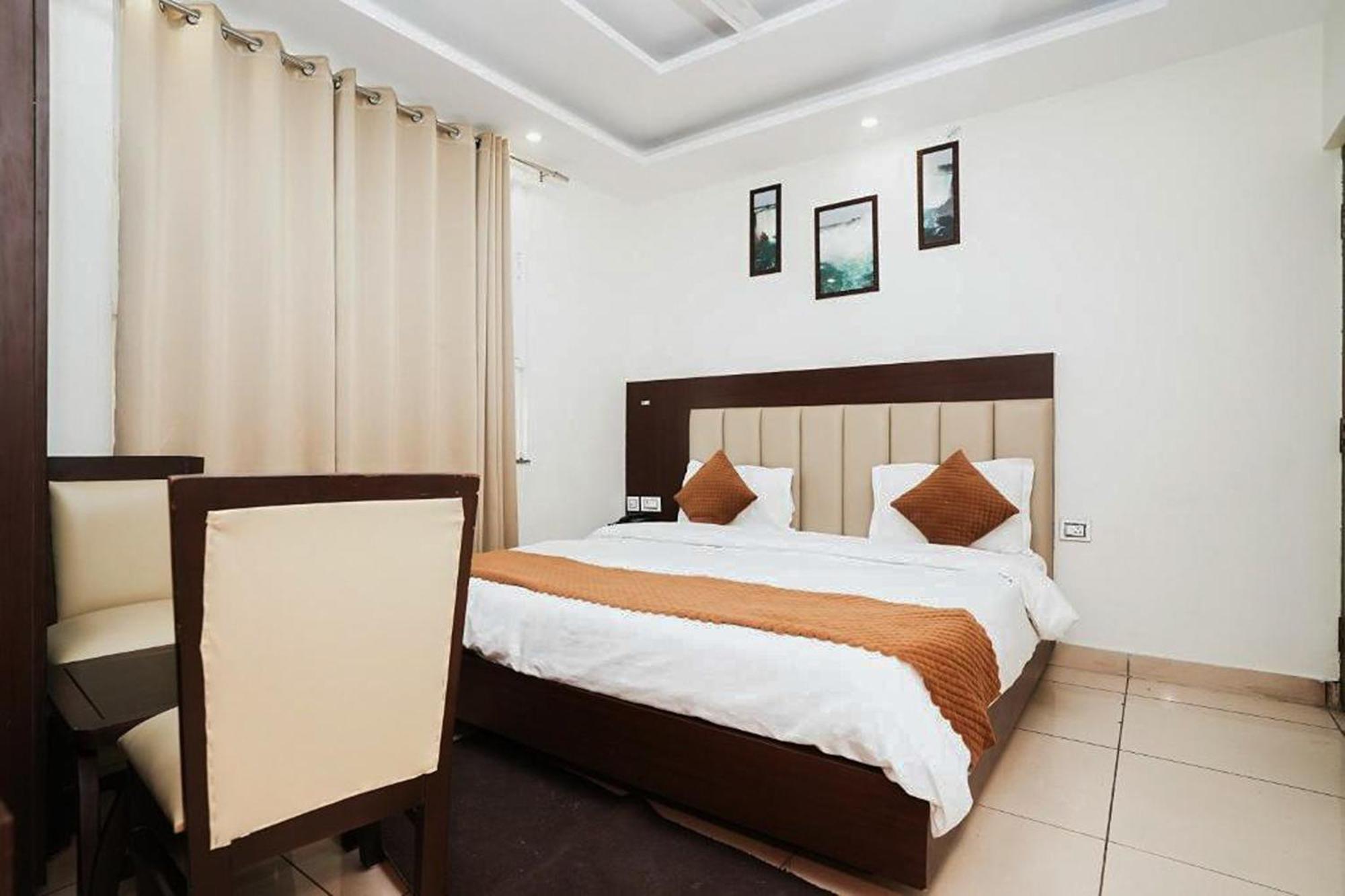 The 7 Seas Hotel 3*