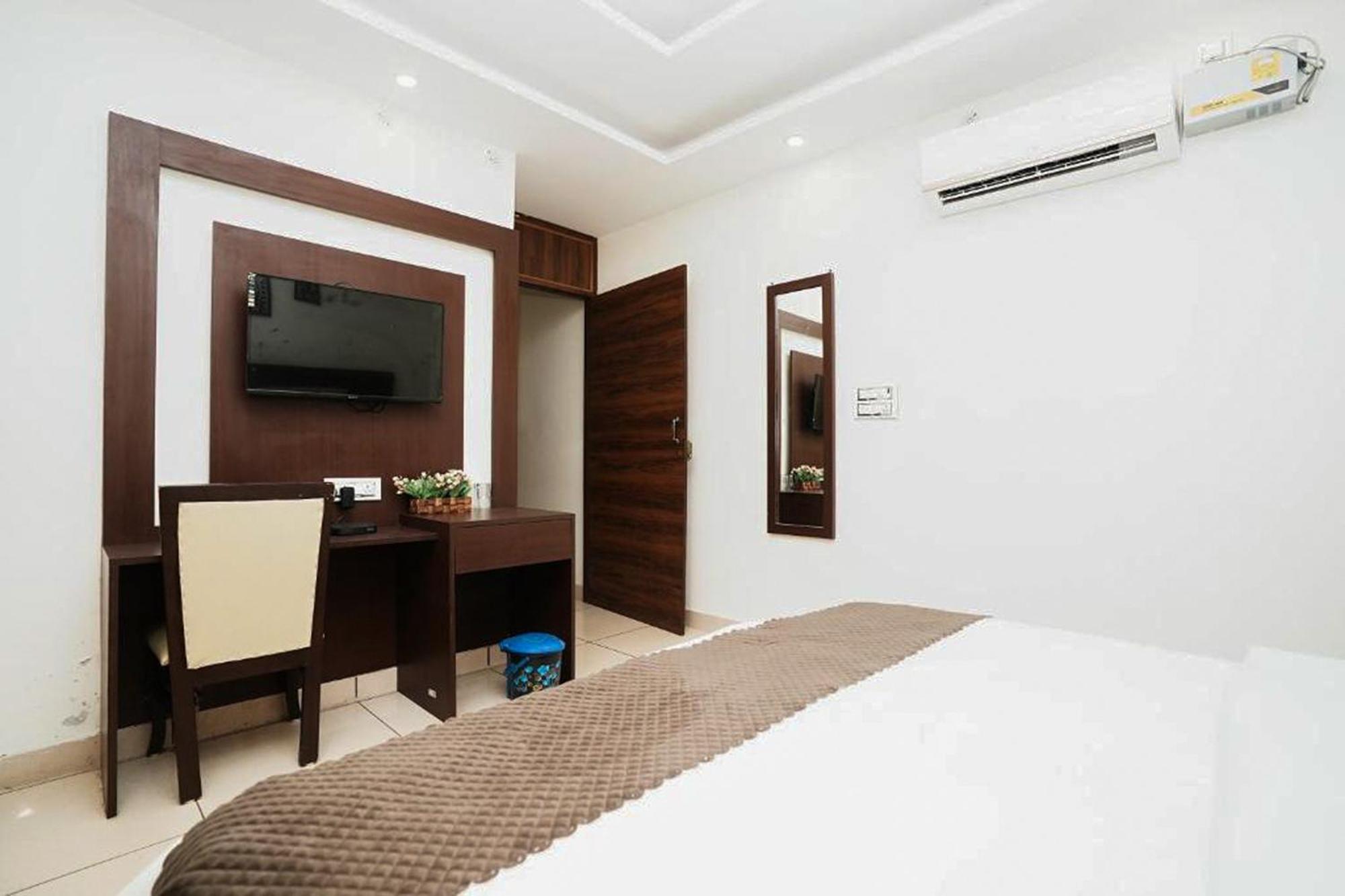 The 7 Seas Hotel Rishikesh