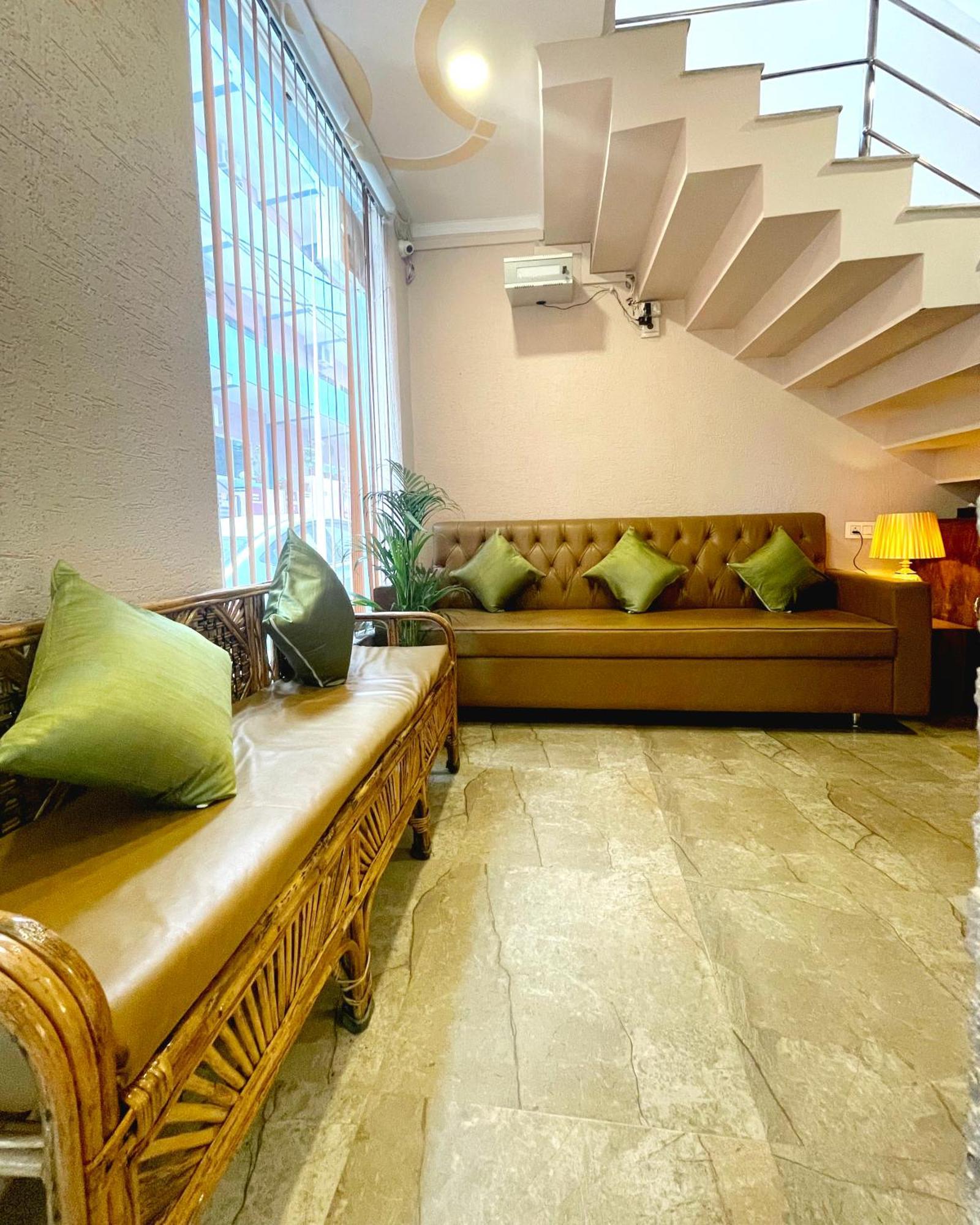 Traveller's Paradise-mountain View By Around Hotel Rishikesh