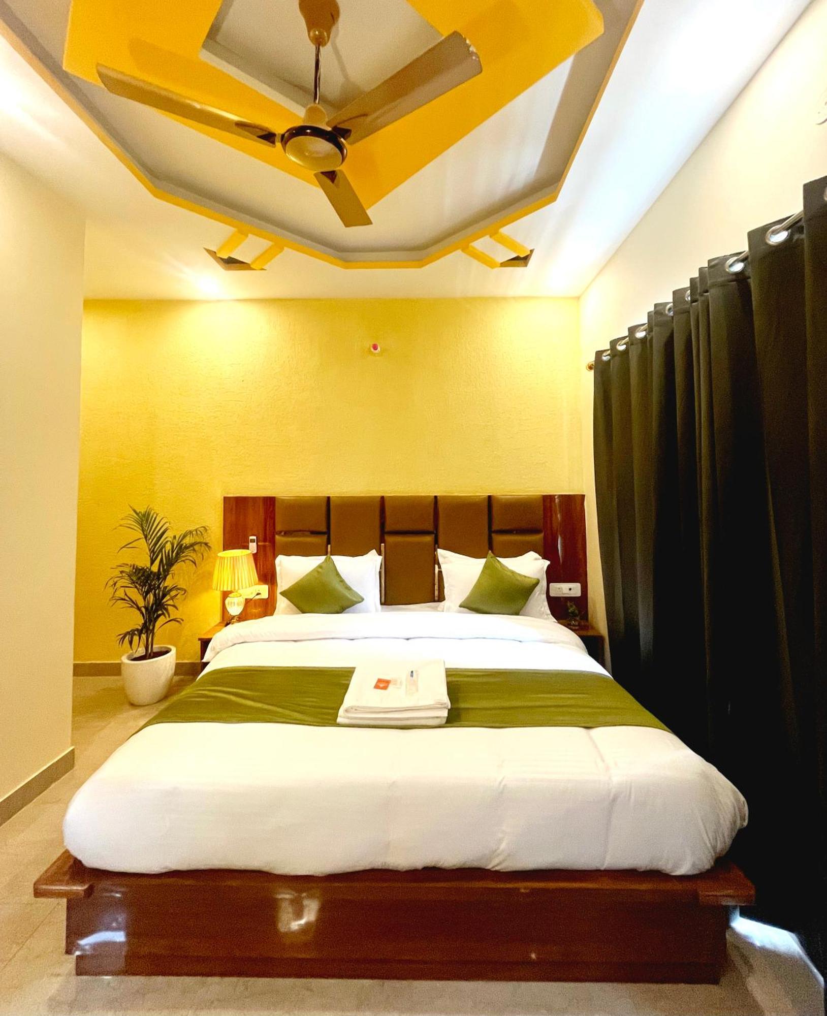 Hotel Traveller's Paradise-mountain View By Around