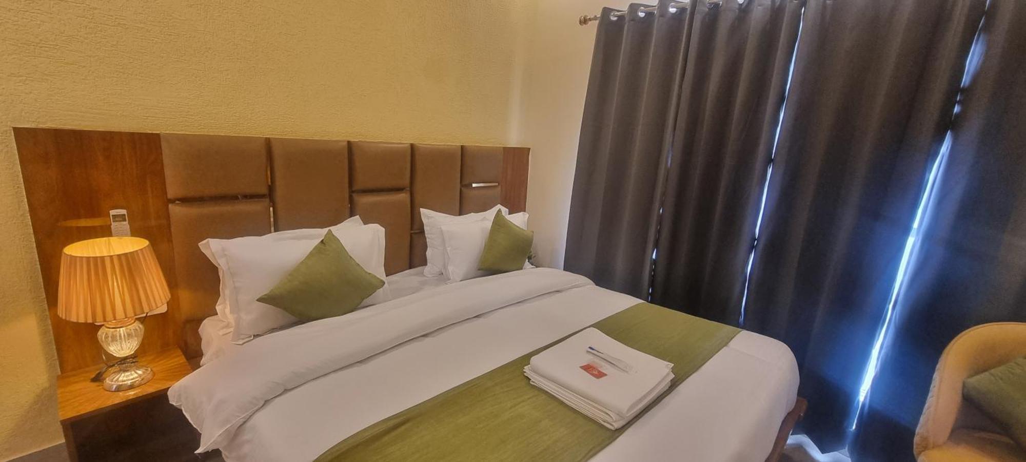 Traveller's Paradise-mountain View By Around 3* Rishikesh
