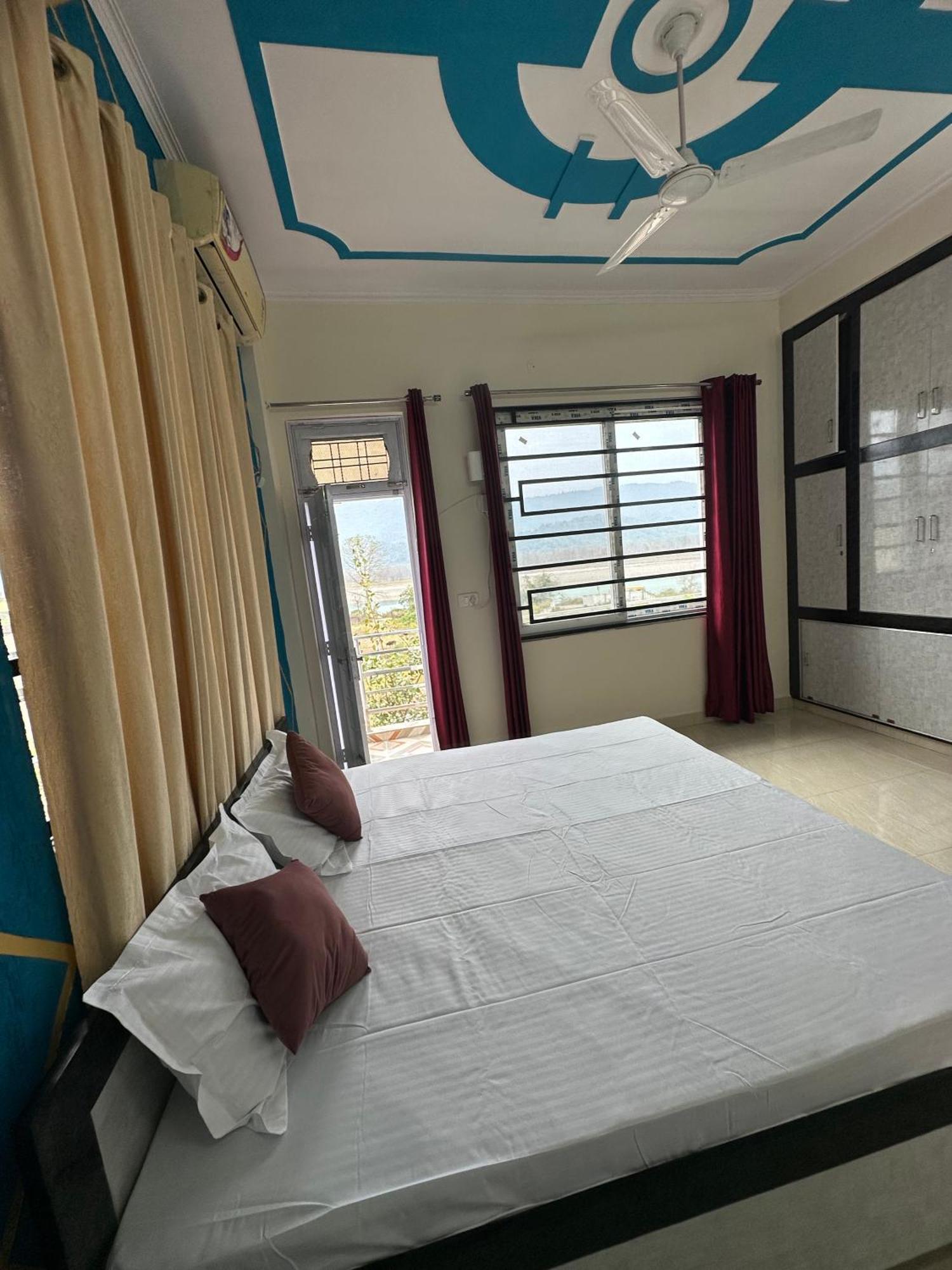 Elysium - The Himalayan & Ganges View Yoga Retreat