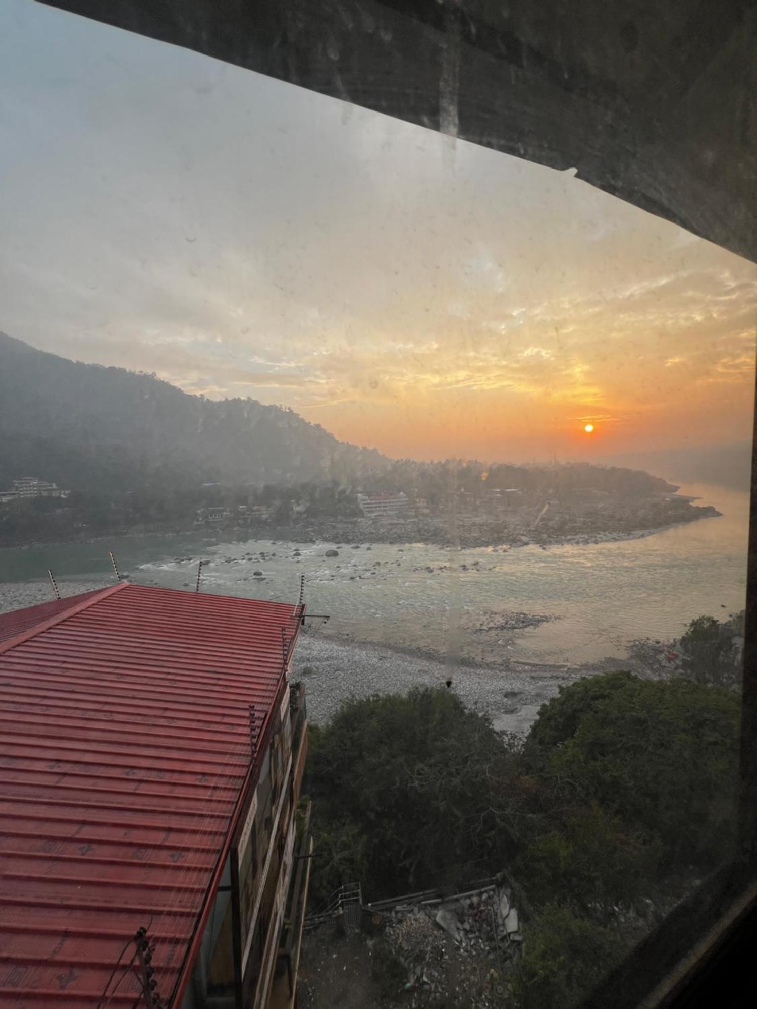Homestay Divine Lookout
