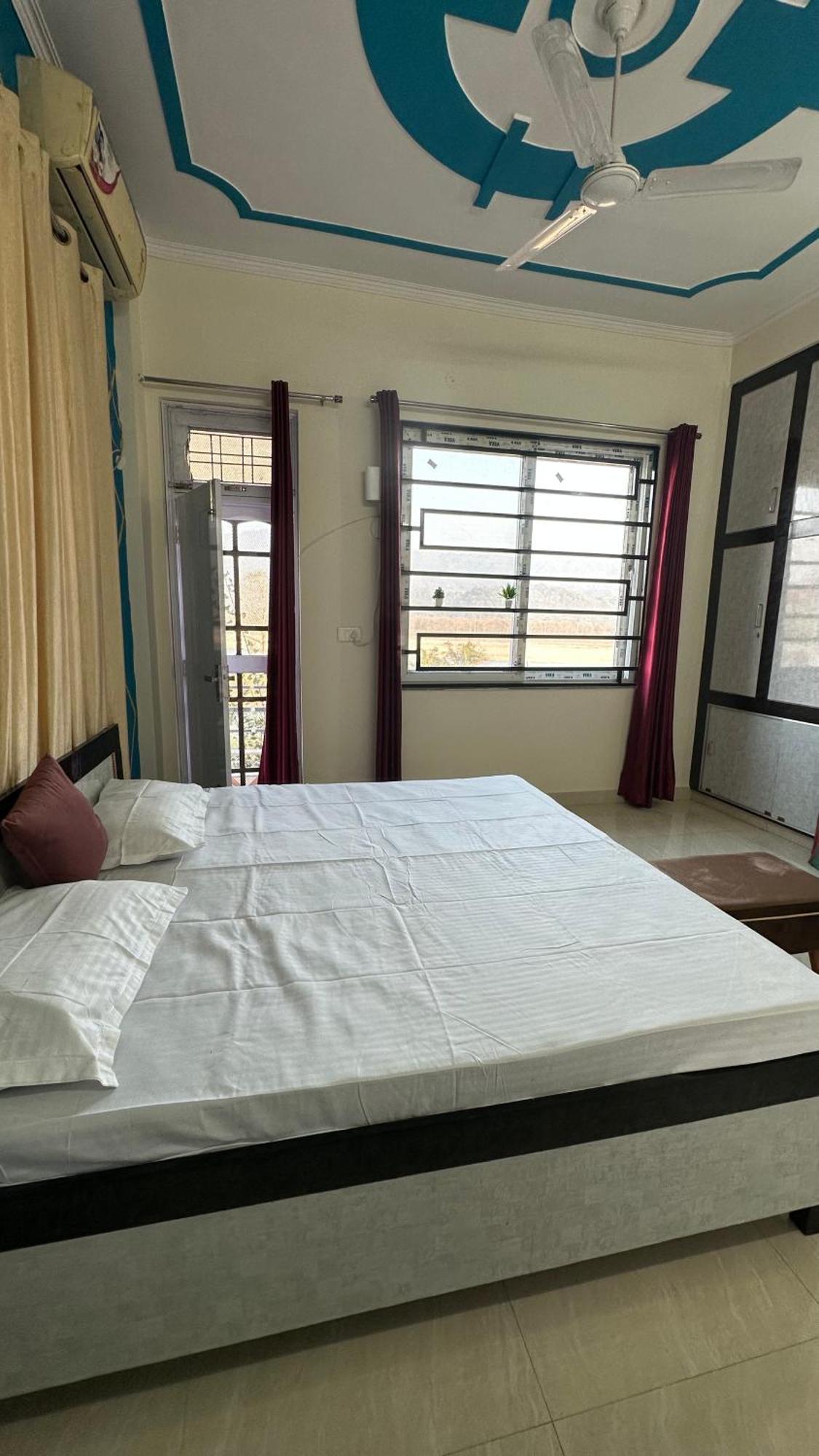 Elysium - The Himalayan & Ganges View Yoga Retreat * Rishikesh
