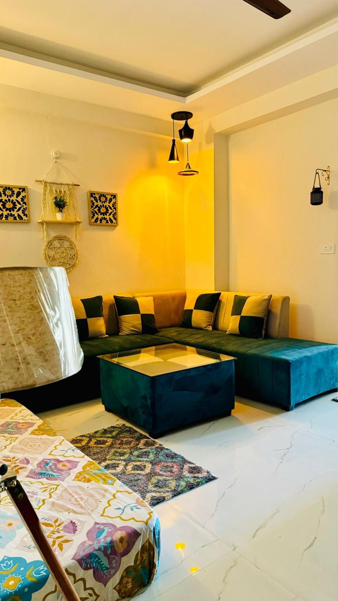 Tapovan ,d1 * Rishikesh