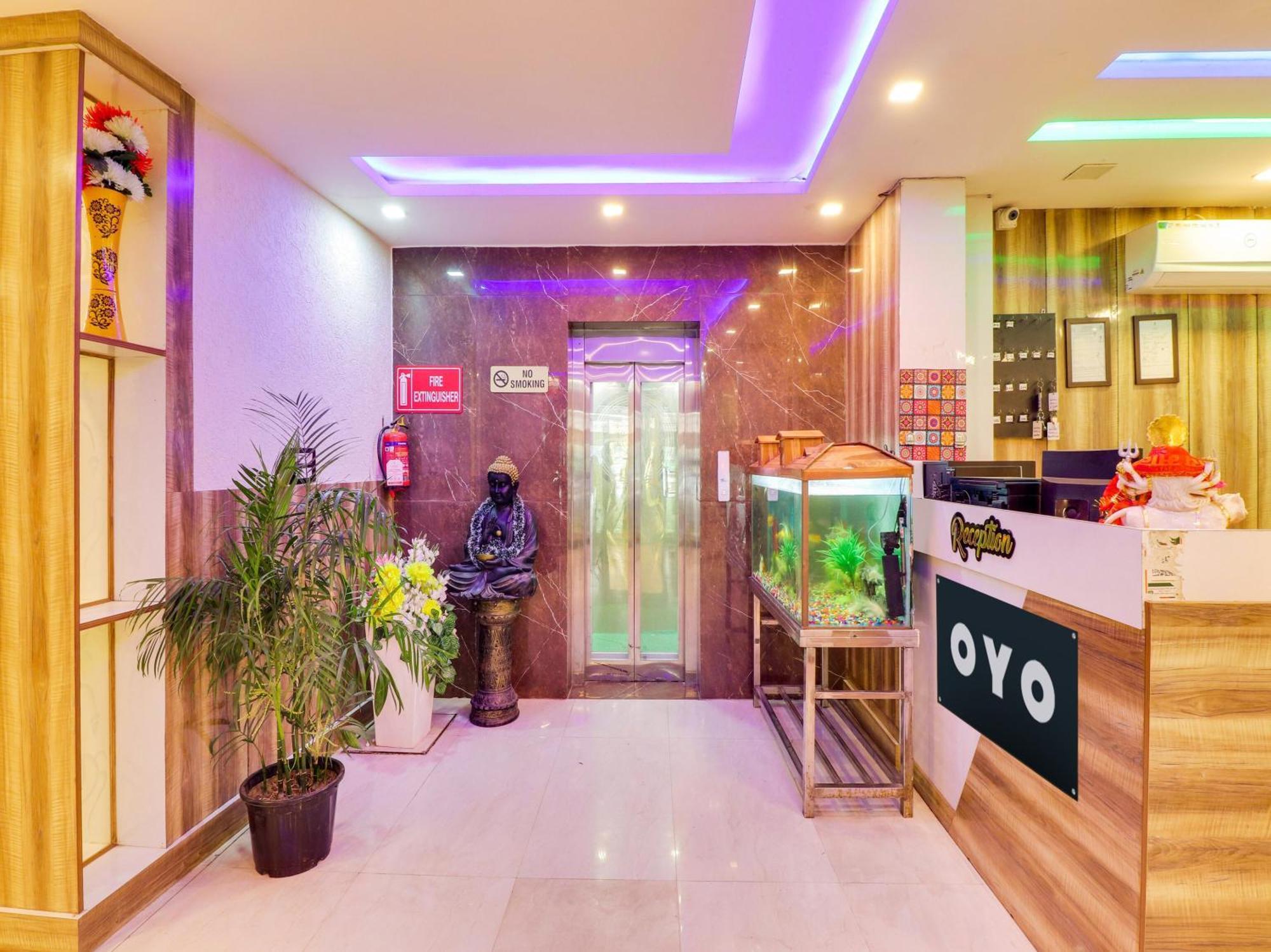 Townhouse Club & Rooftop-cafe Hotel Rishikesh