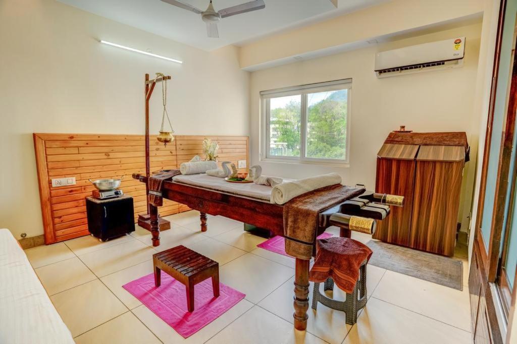 Golden Healing Journeys Homestay *