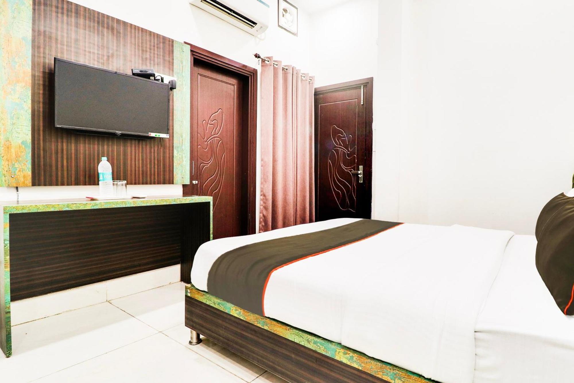 Hotel Collection O Kedar In
