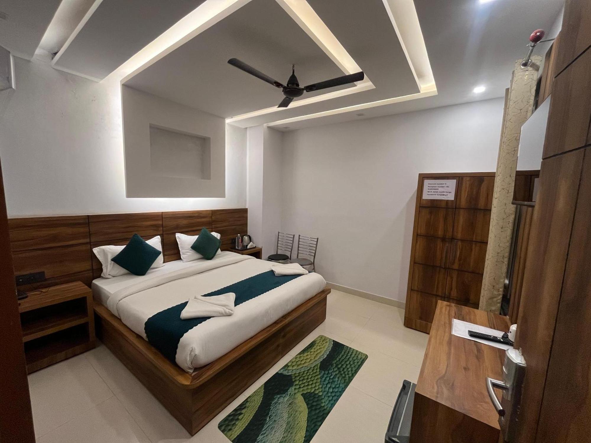 Hotel Vaidik Ganga Rishikesh