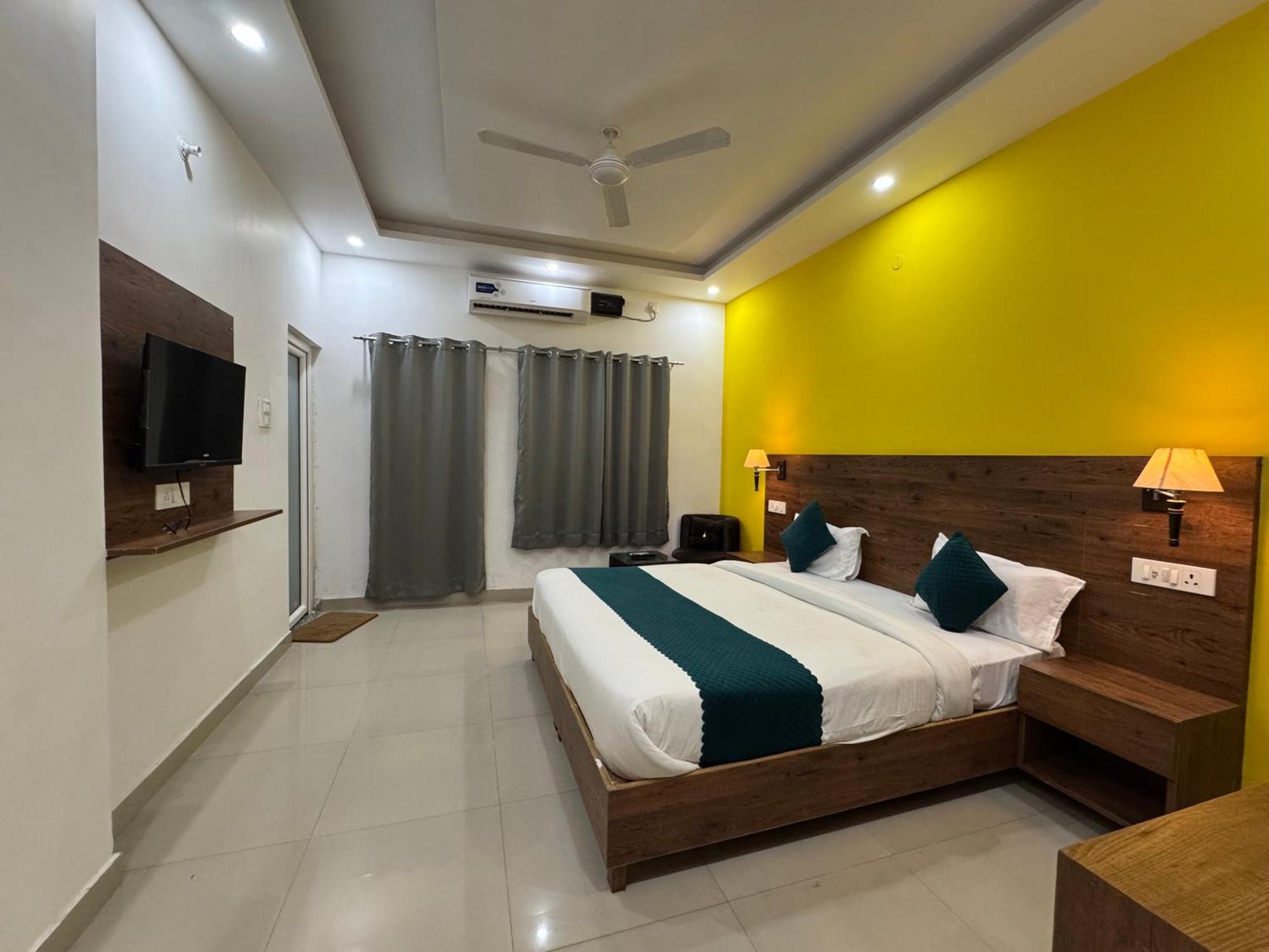 Vedartha Trails Hostel Rishikesh