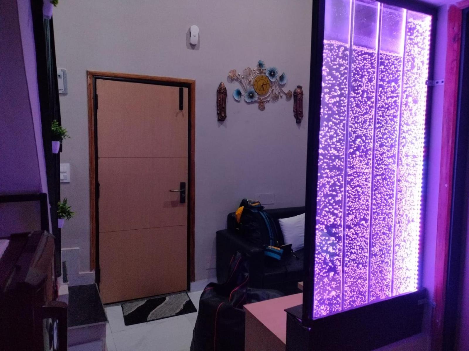 Apartment Zen Haven - Luxury Ganga Access & Mountain View *