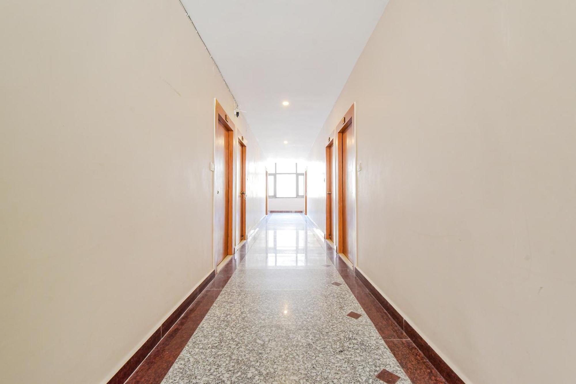 Hotel Fabhotel Aarogya Residency 3*