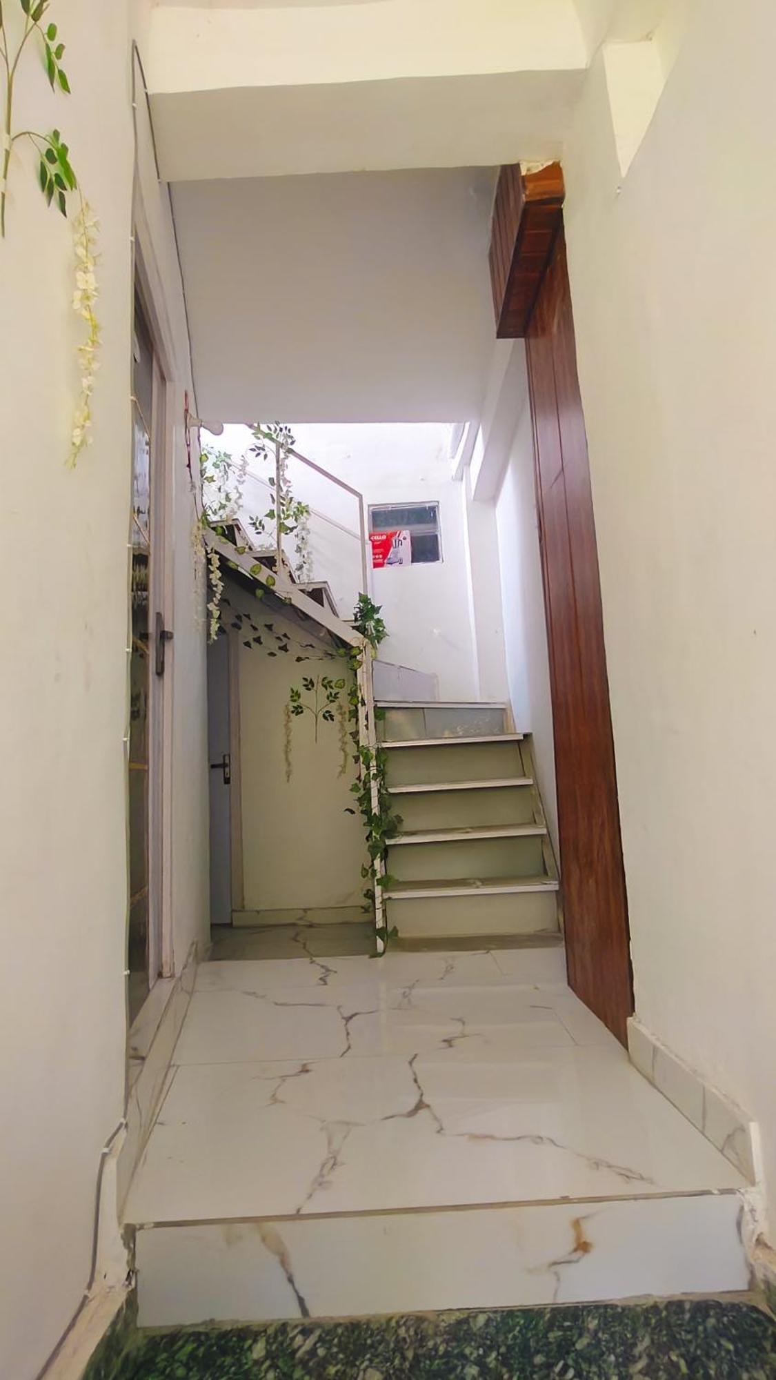 Hotel Shubhra Heights !! Near Laxman Jhulla # Near Bus Stand & Railway Station # Prime Location Tapovan 4*