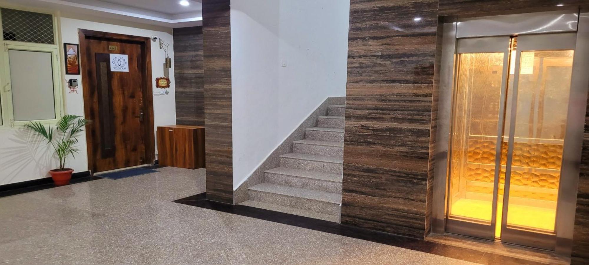 Yogvan Holidays 1bhk Tapovan