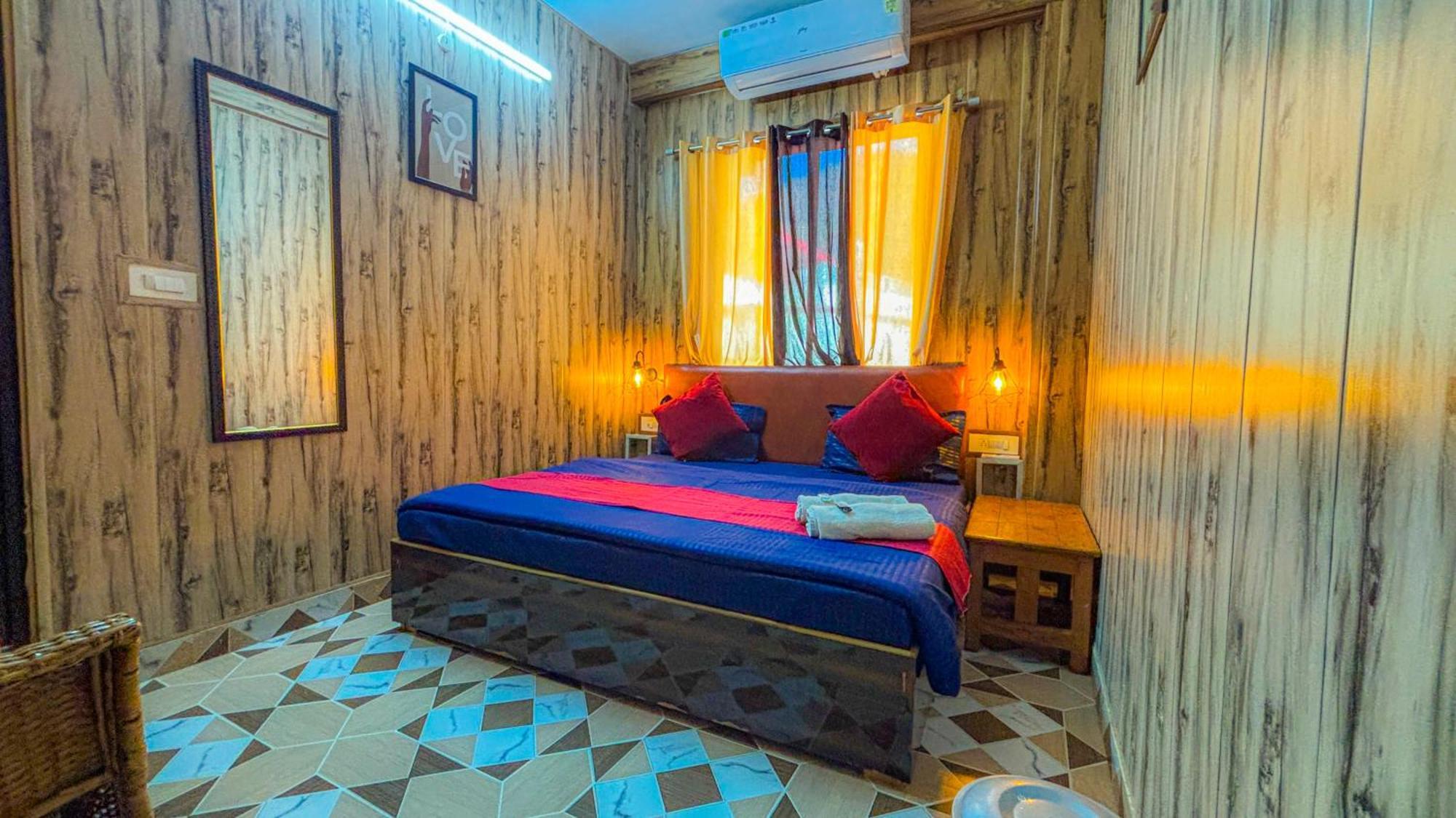 Hostel Skyard Rishikesh, Laxman Jhula *
