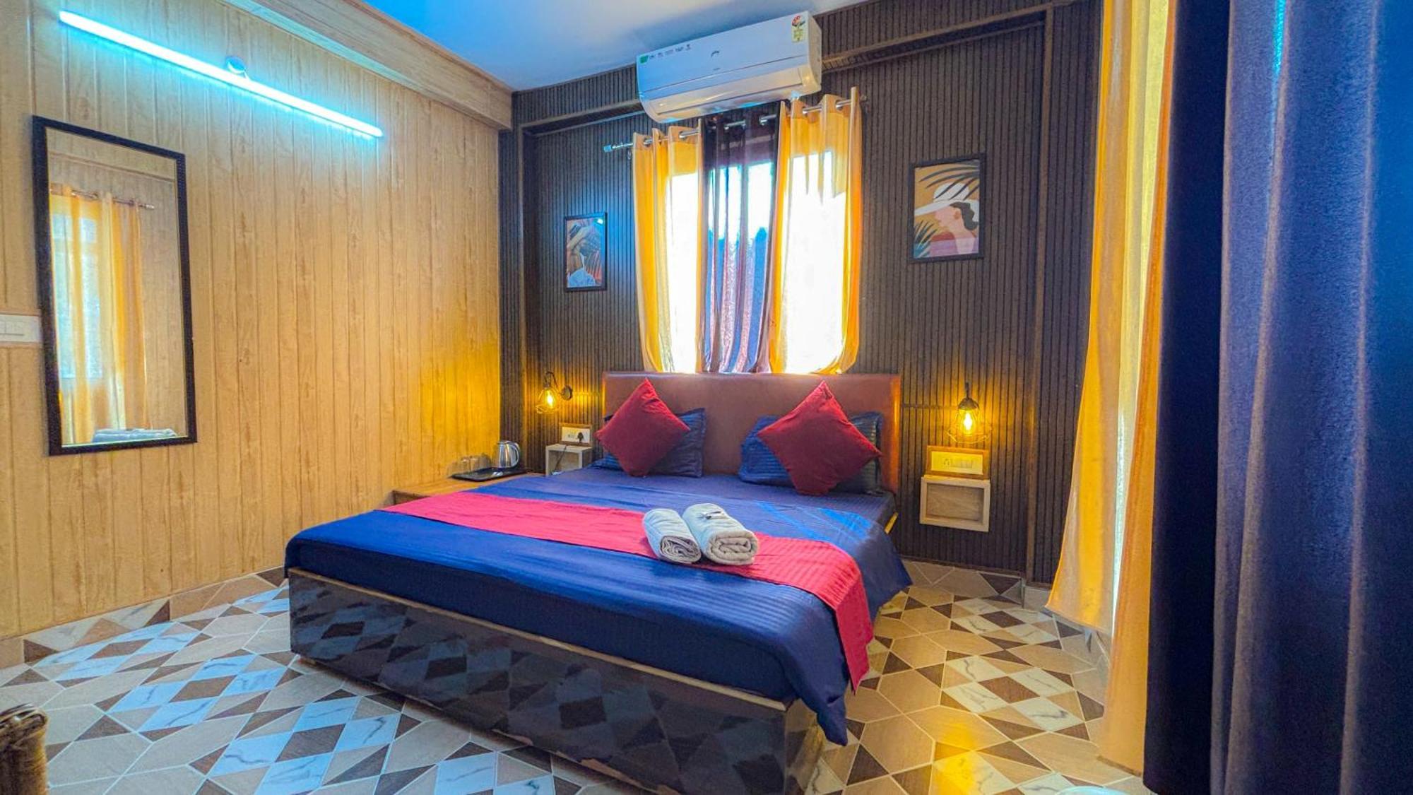 Skyard Rishikesh, Laxman Jhula Hostel