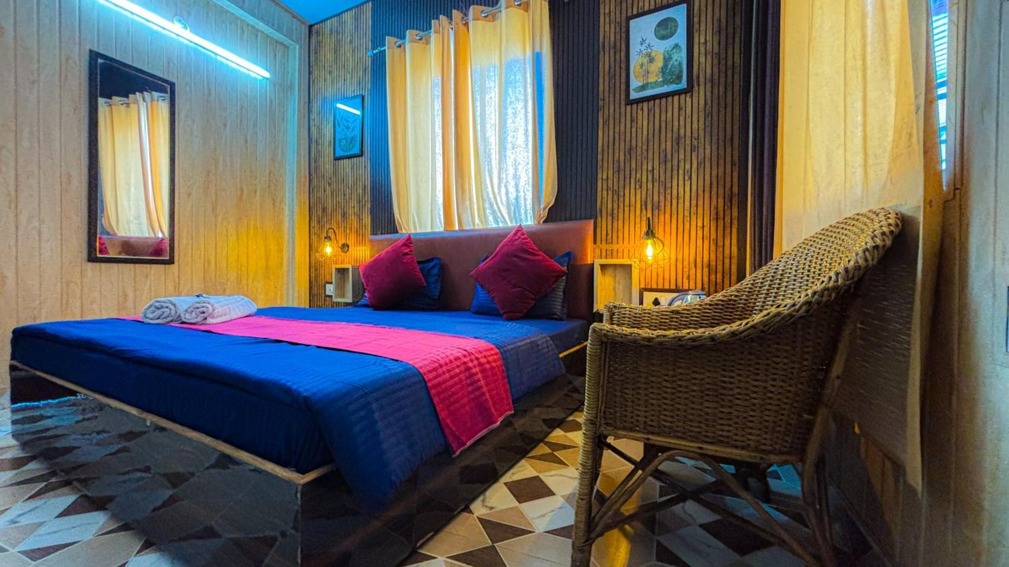 Skyard Rishikesh, Laxman Jhula Hostel *
