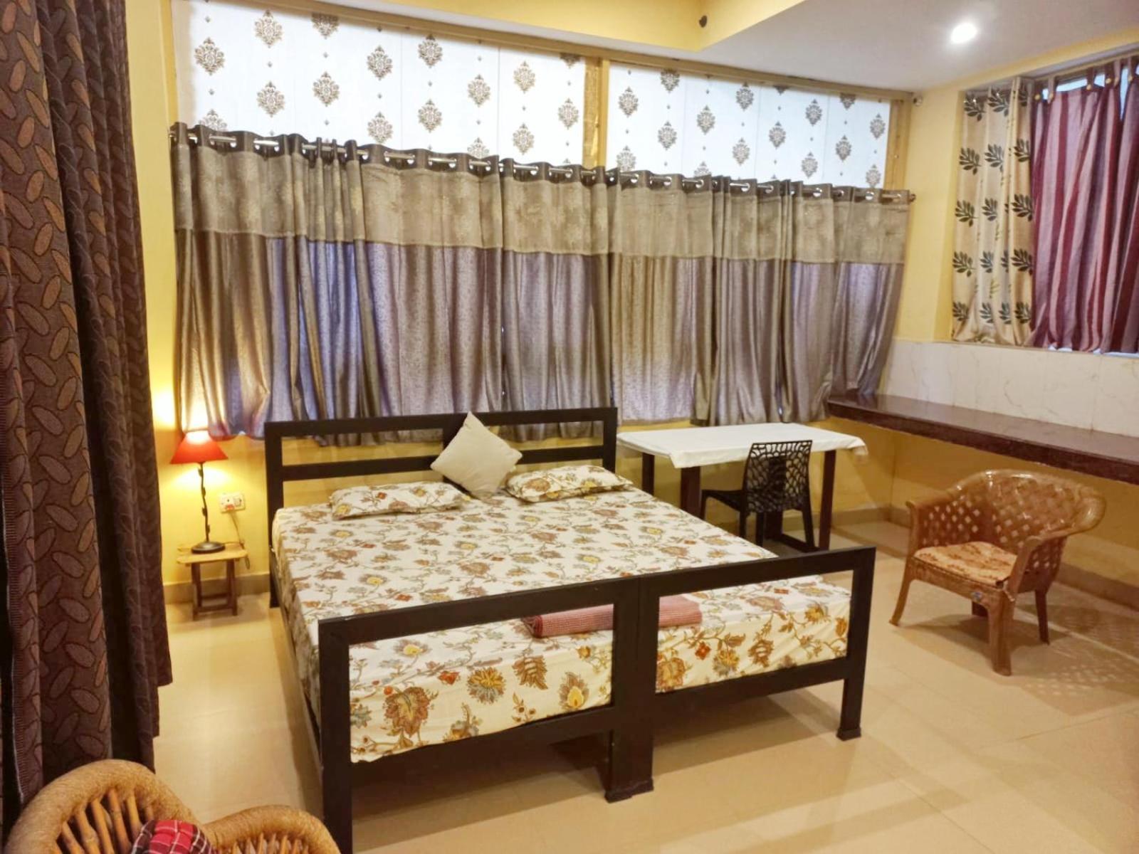 Devi Music Ashram Bed & Breakfast *