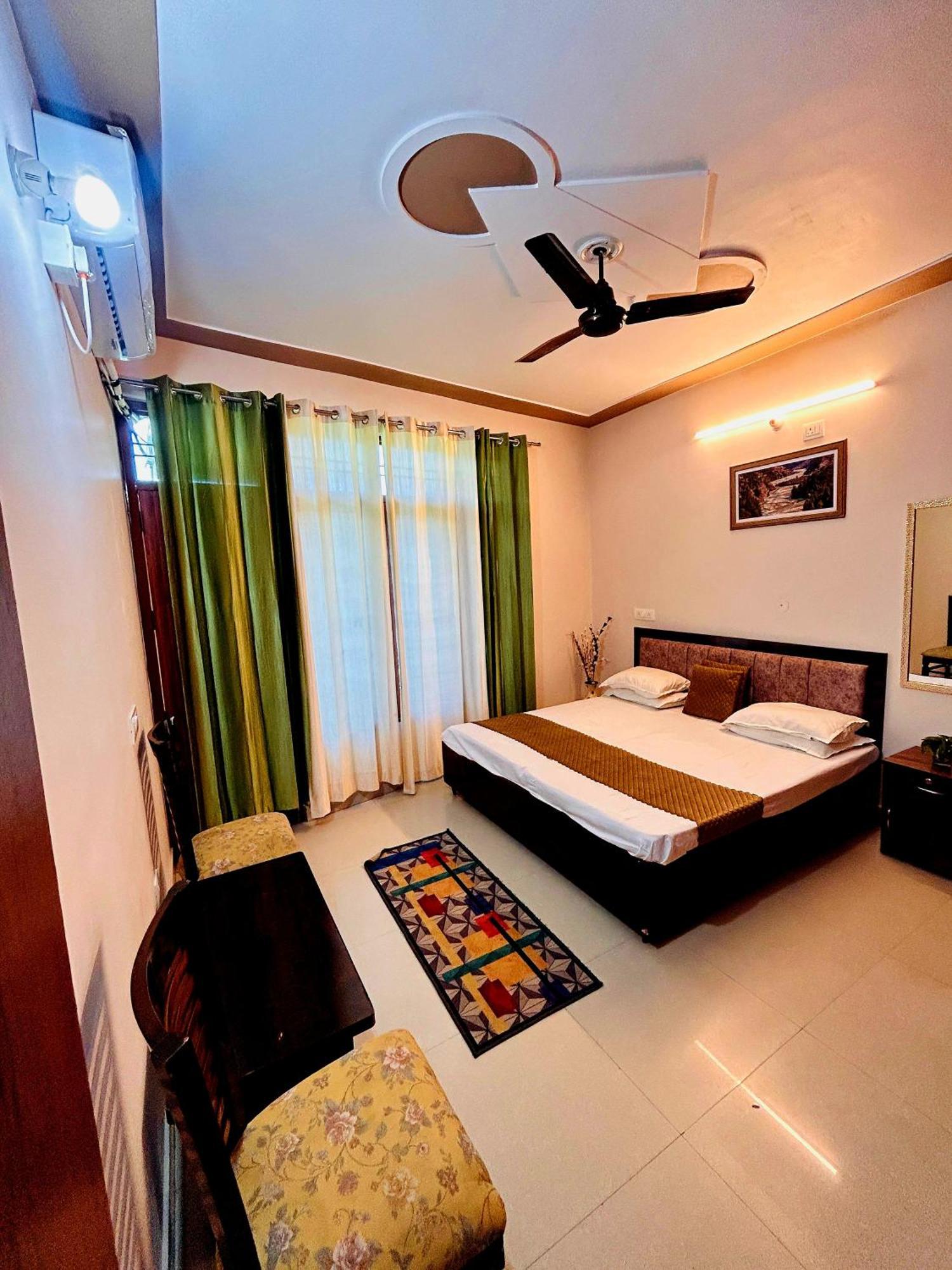 Homestay Anandmay Homestay, Isbt *