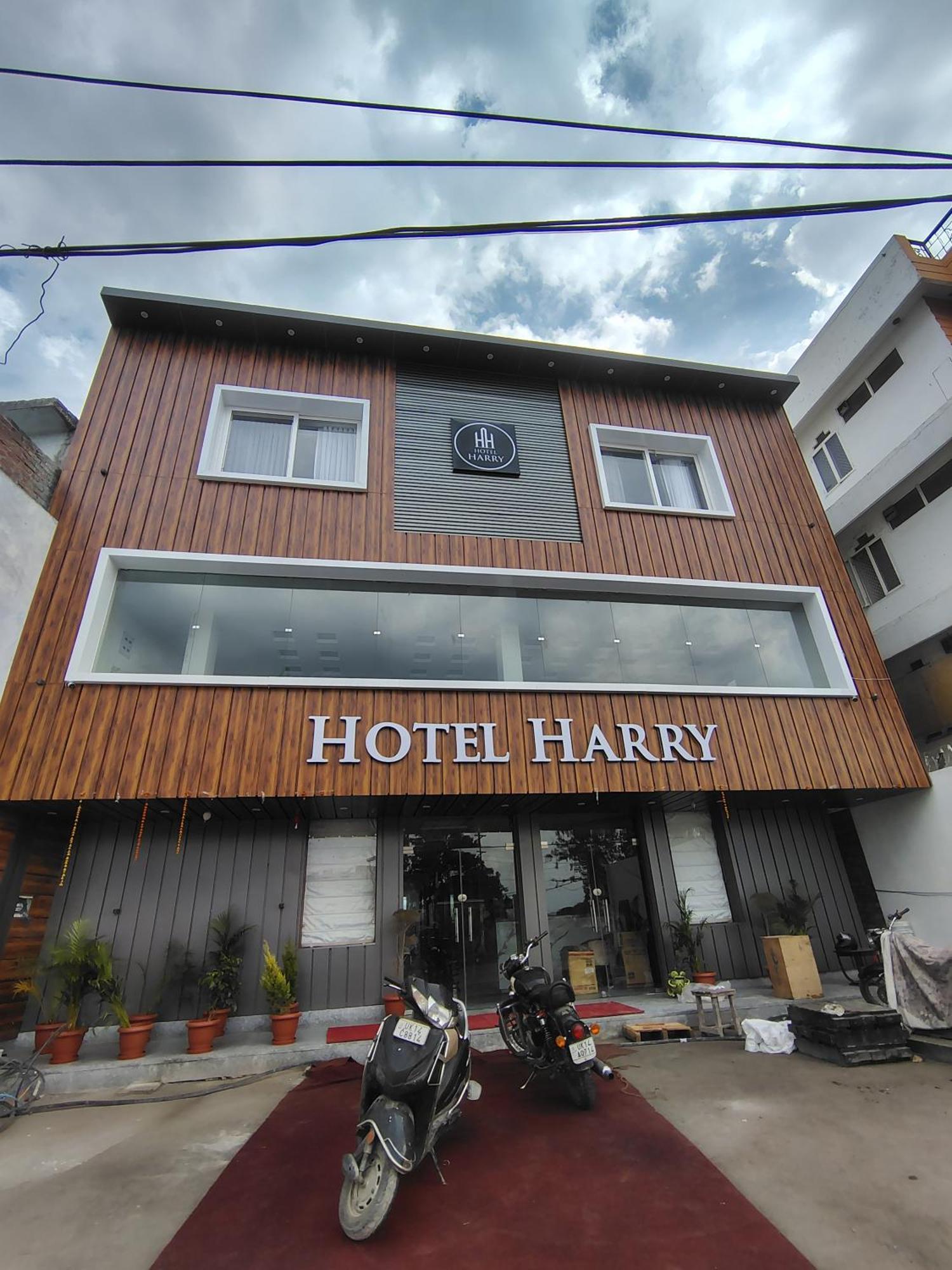 Harry Rishikesh