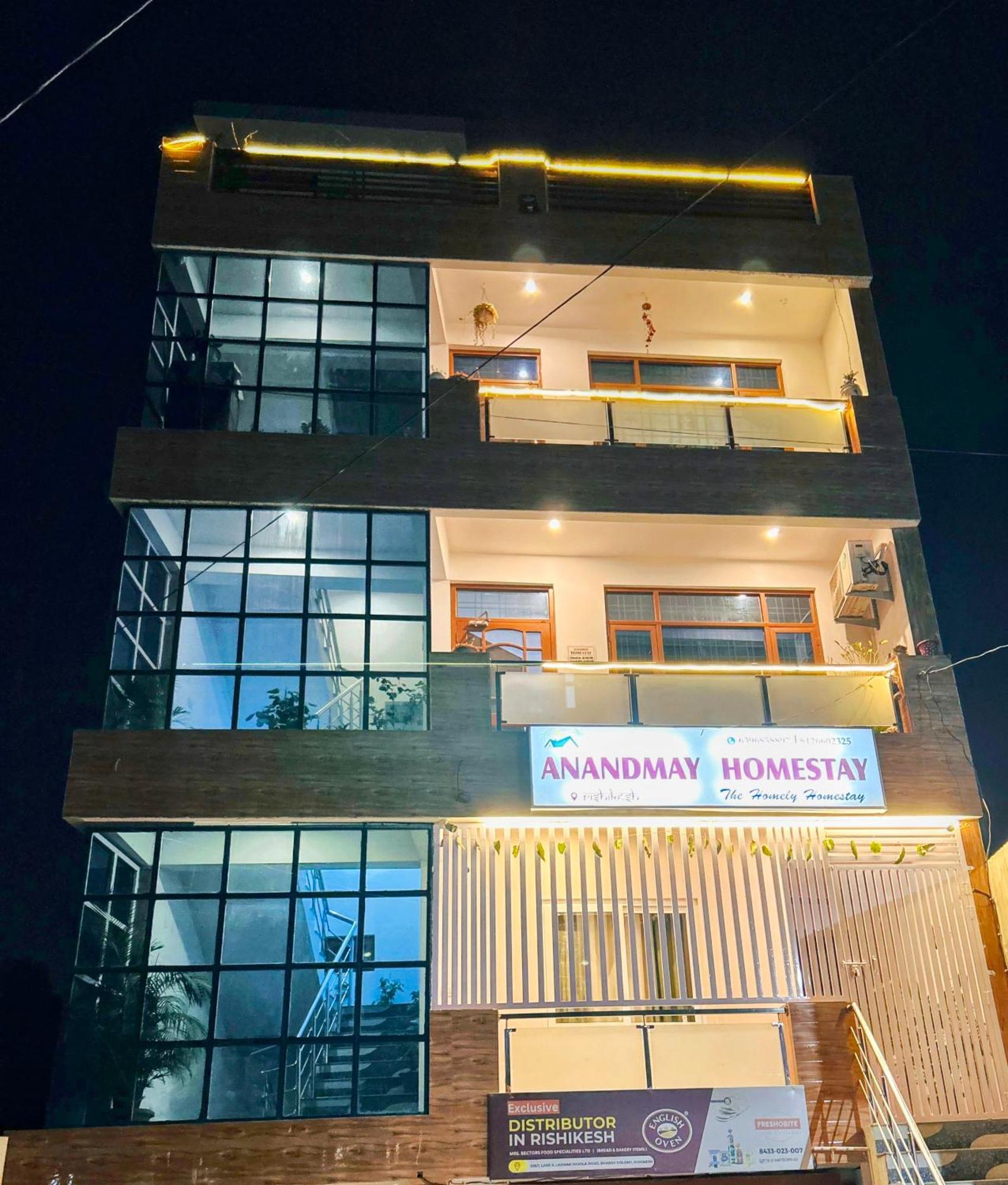 Anandmay Homestay, Isbt