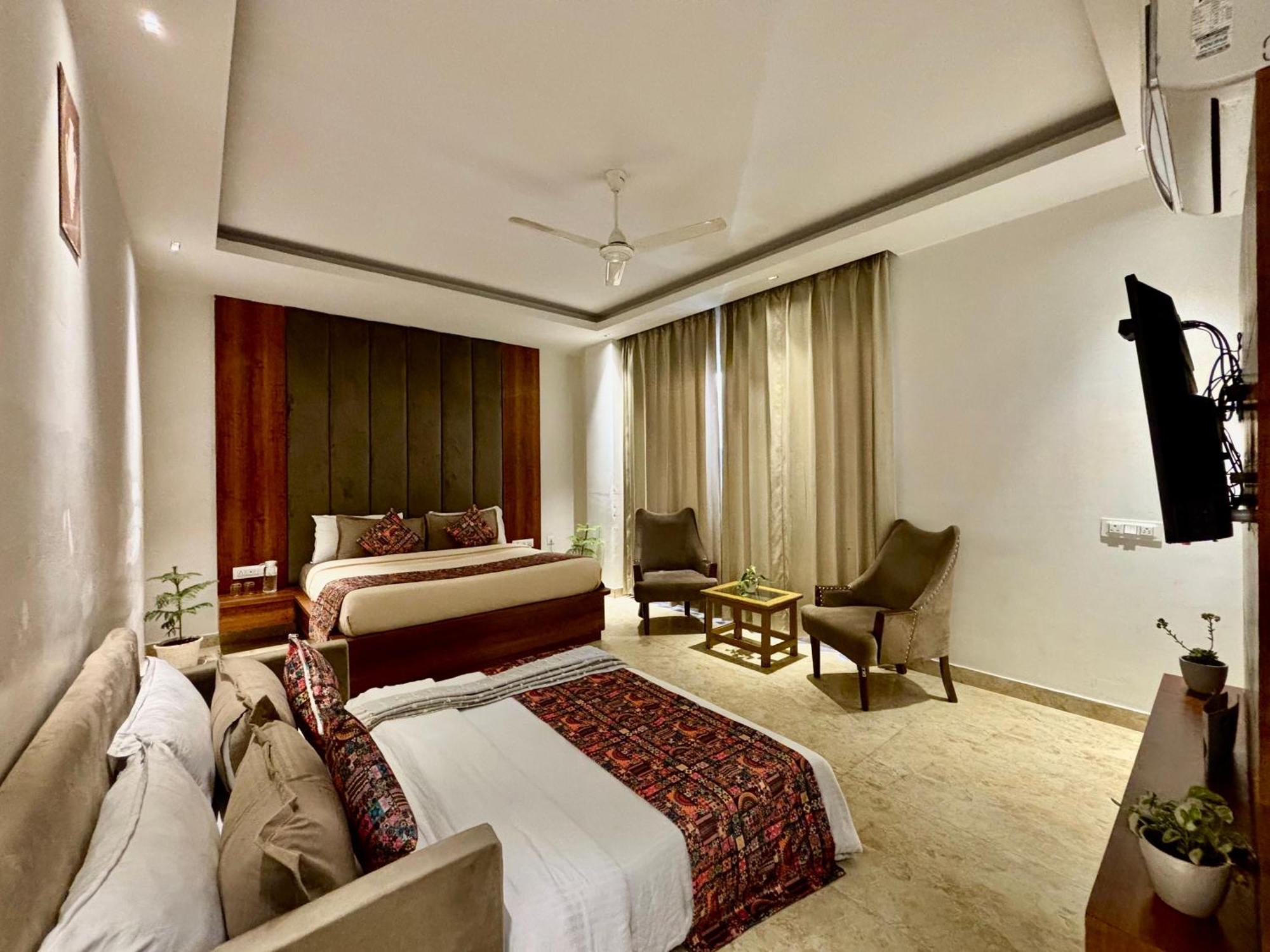 Vyom Boutique Hotel 3*