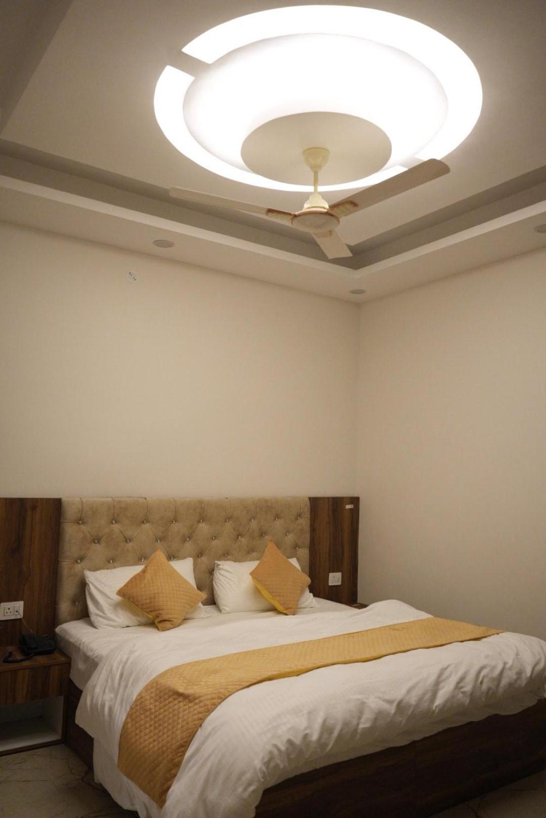 Harry Hotel 3*