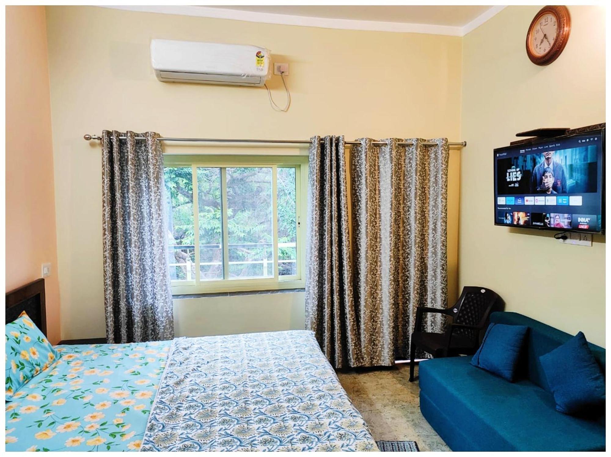 Budget - A-n-a-n-d-a-m- Near Radha Govinda Temple - Ram Jhula - Goa - Hygiene & Spacious - In 3* Rishikesh
