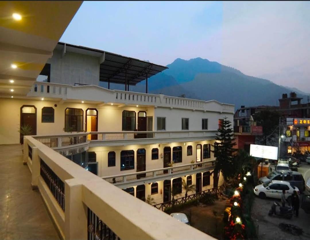 Grand Haveli 3*