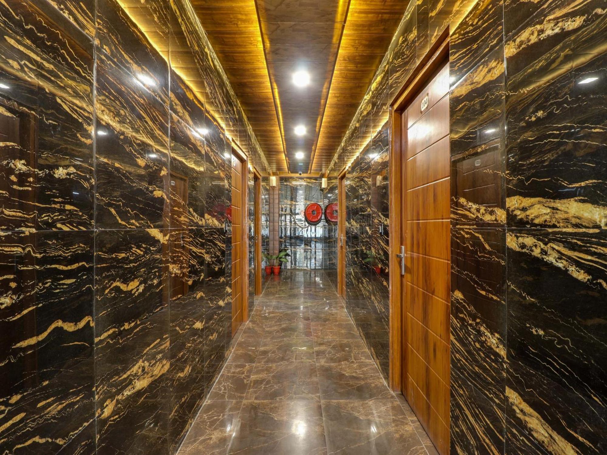 Hotel Collection O Shree