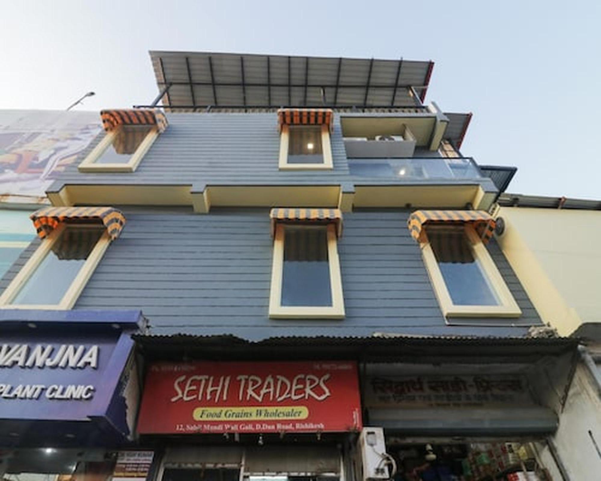 The Clock Tower & Cafe 3* Rishikesh
