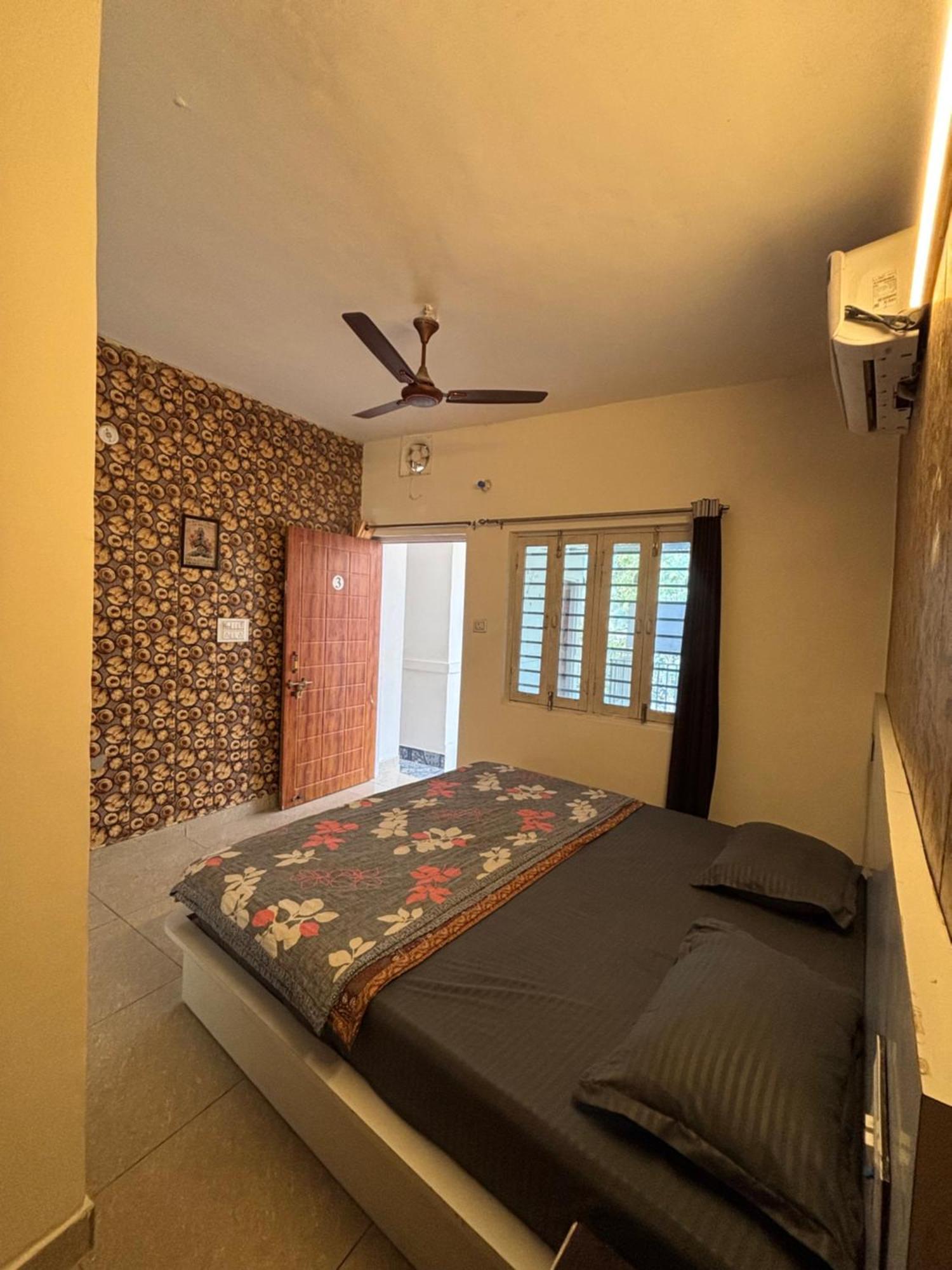 Krepodas Retreat House Hostel